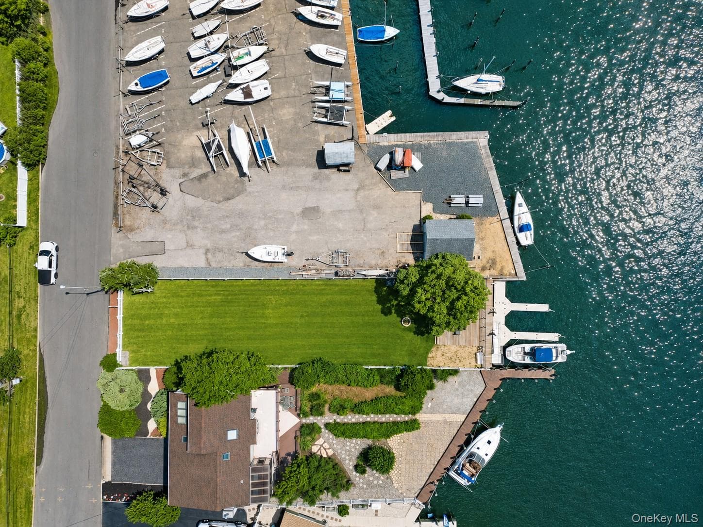 35 Shore Road thumbnail 13