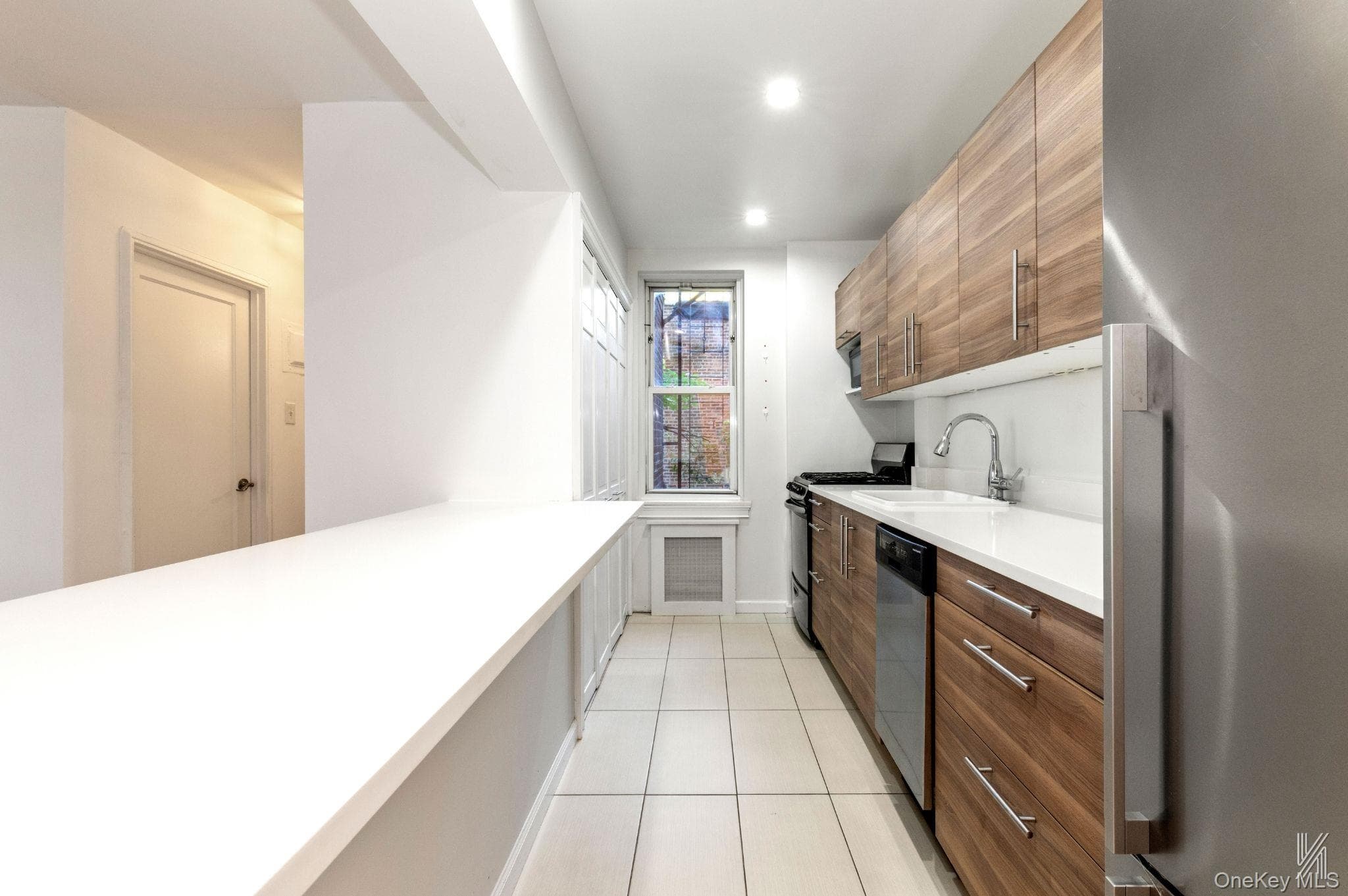 39-25 51st Street Unit: 1F thumbnail 13
