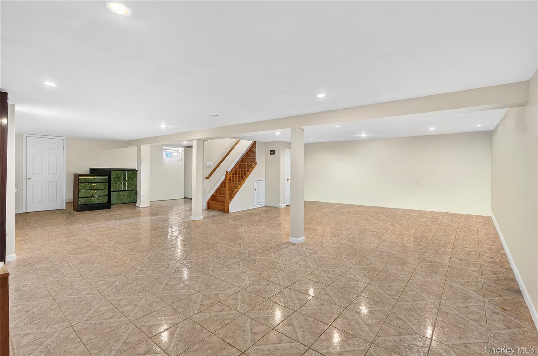 108 Marcus Avenue thumbnail 19