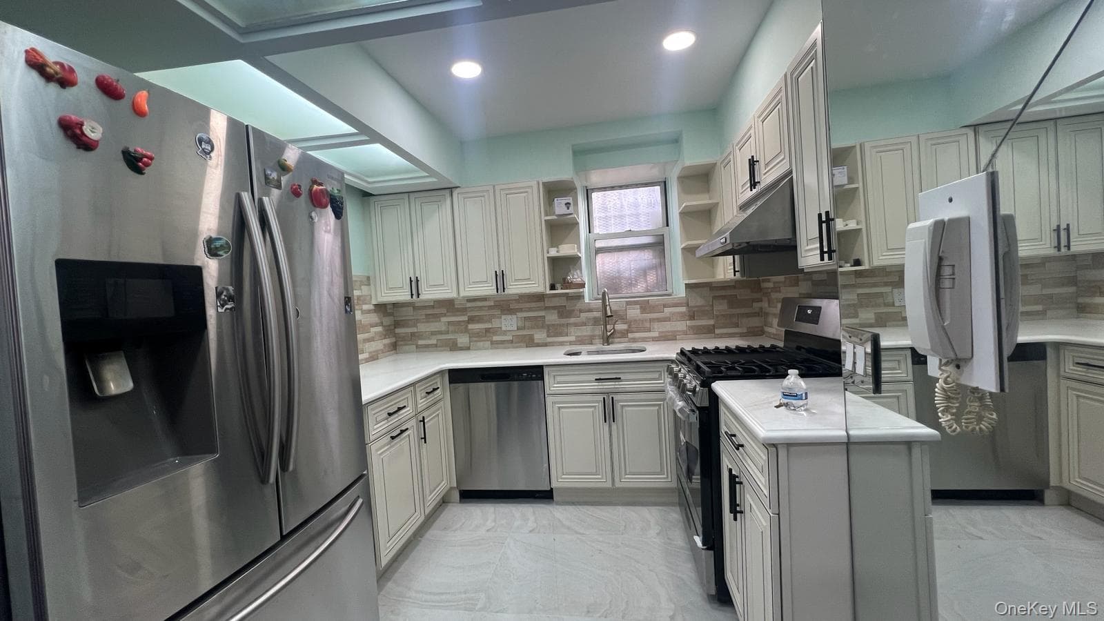 390 Rugby Rd RD Unit: L1 thumbnail 4