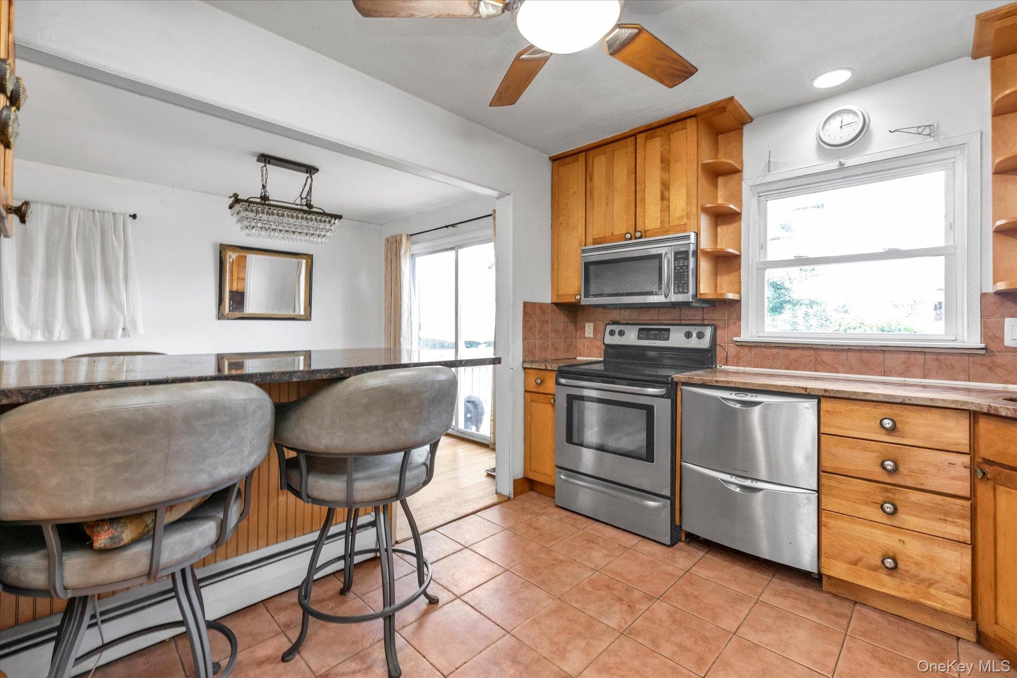 2760 Bellmore Avenue thumbnail 10