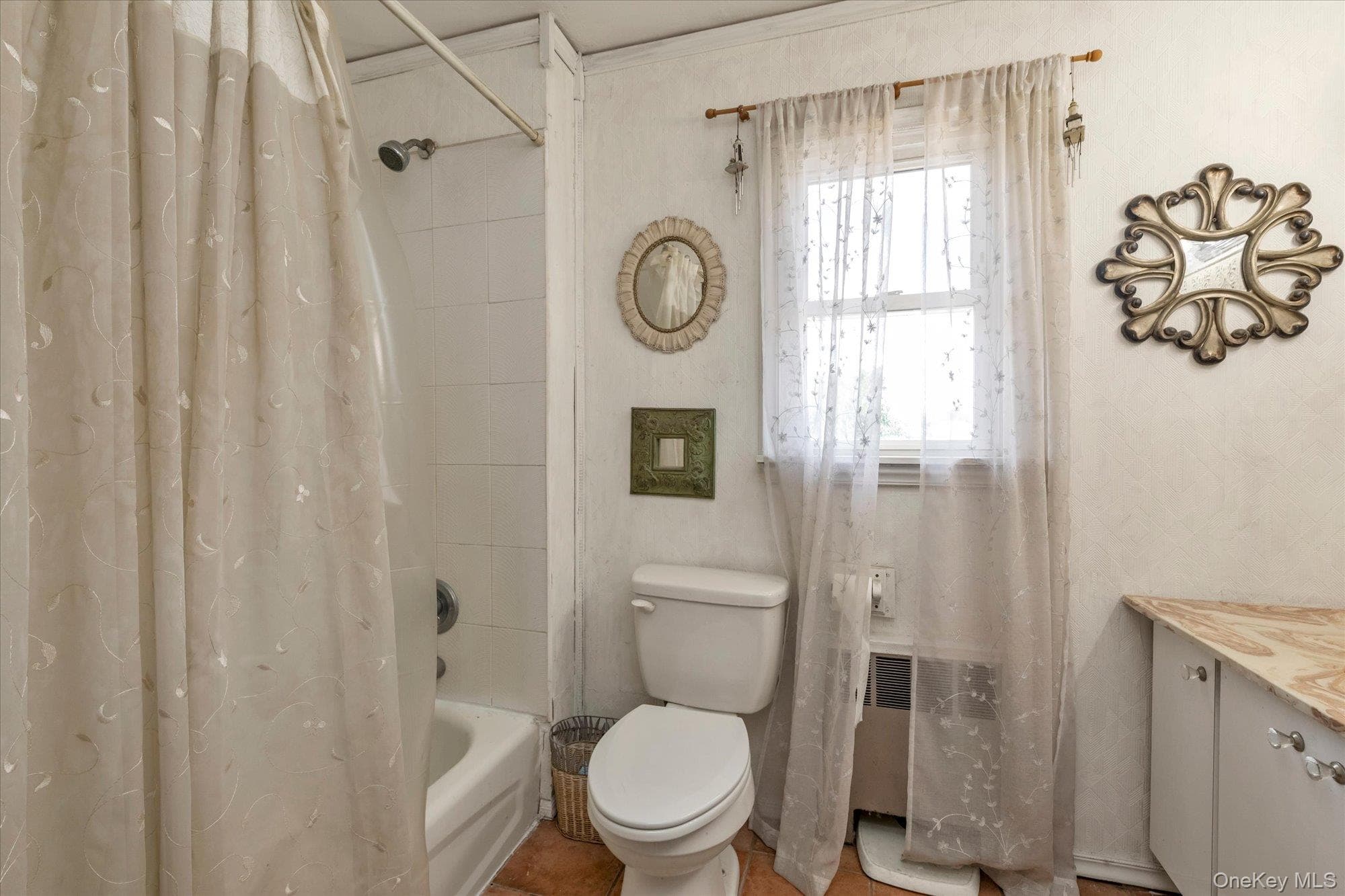2760 Bellmore Avenue thumbnail 21