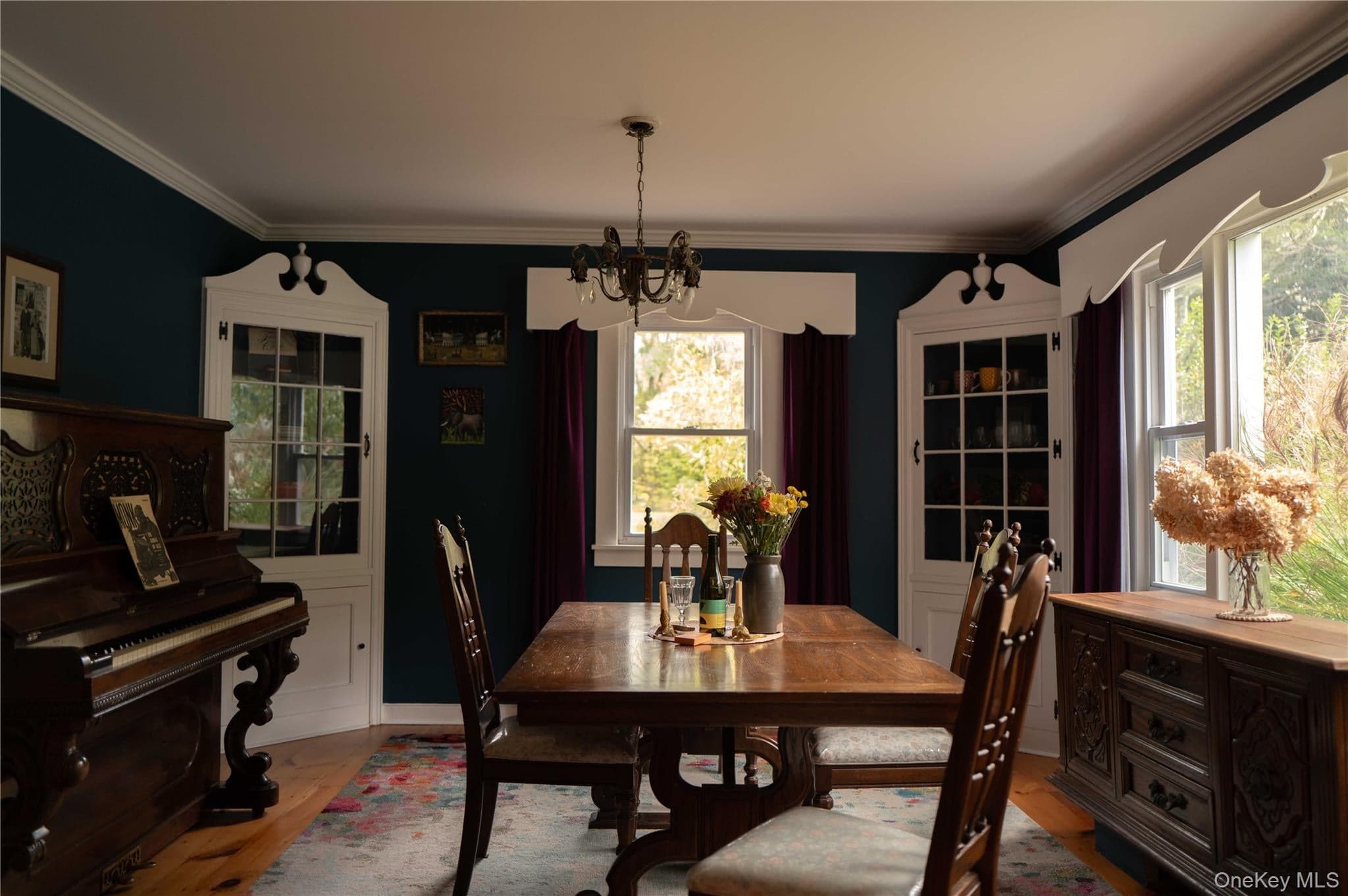 19 Russell Avenue thumbnail 6