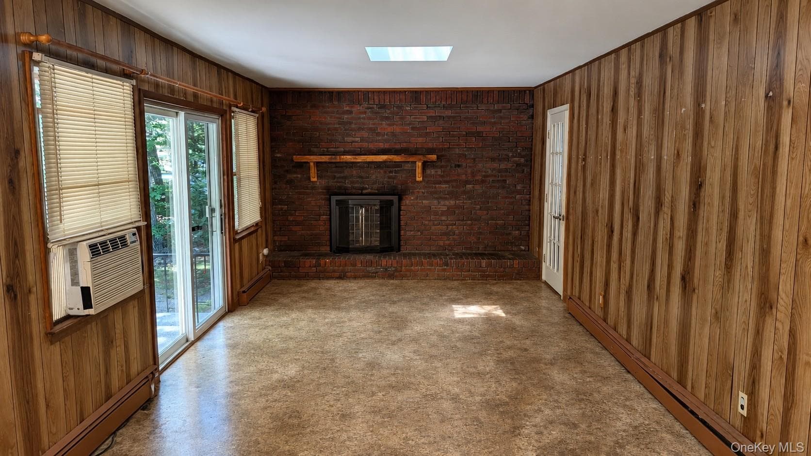 14 Tall Tree Lane thumbnail 5