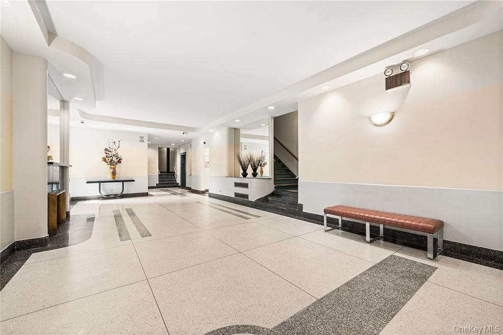 3015 Riverdale Avenue Unit: 5F thumbnail 5