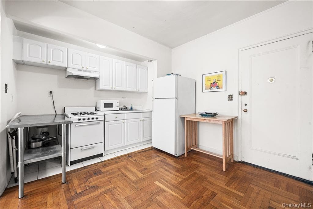 3015 Riverdale Avenue Unit: 5F thumbnail 13