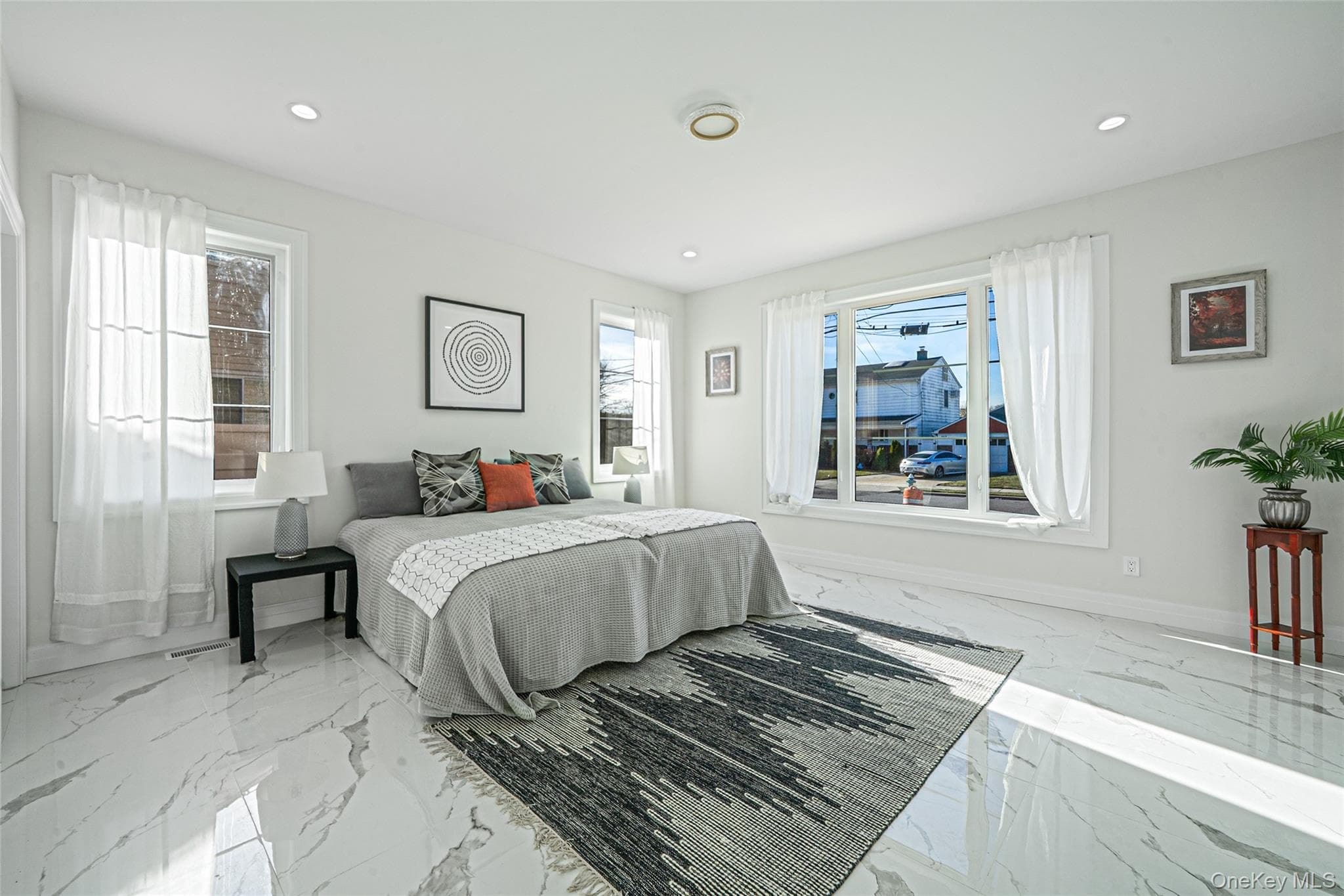 1089 Linden Street thumbnail 14