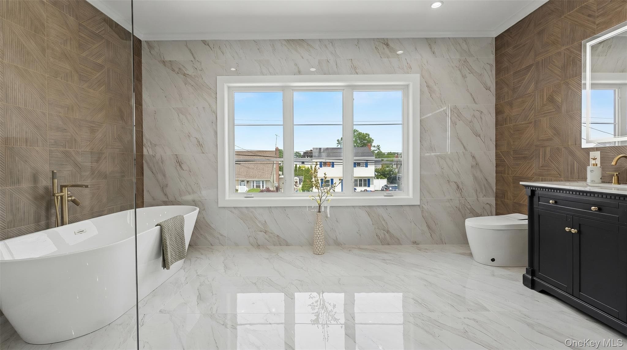1089 Linden Street thumbnail 13
