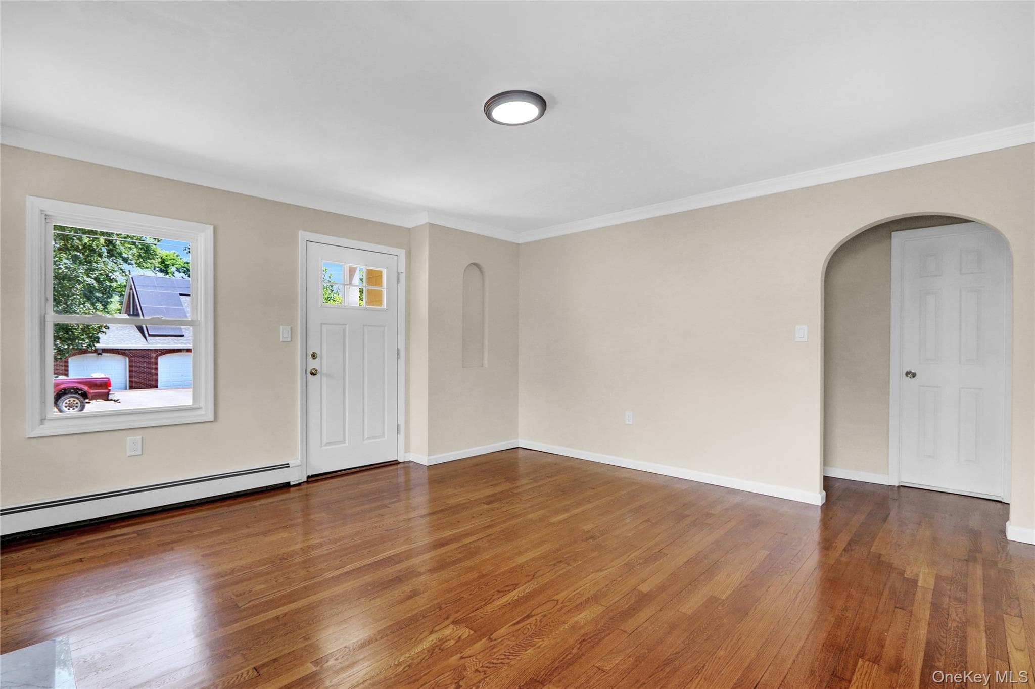 20 Whitman Avenue thumbnail 5