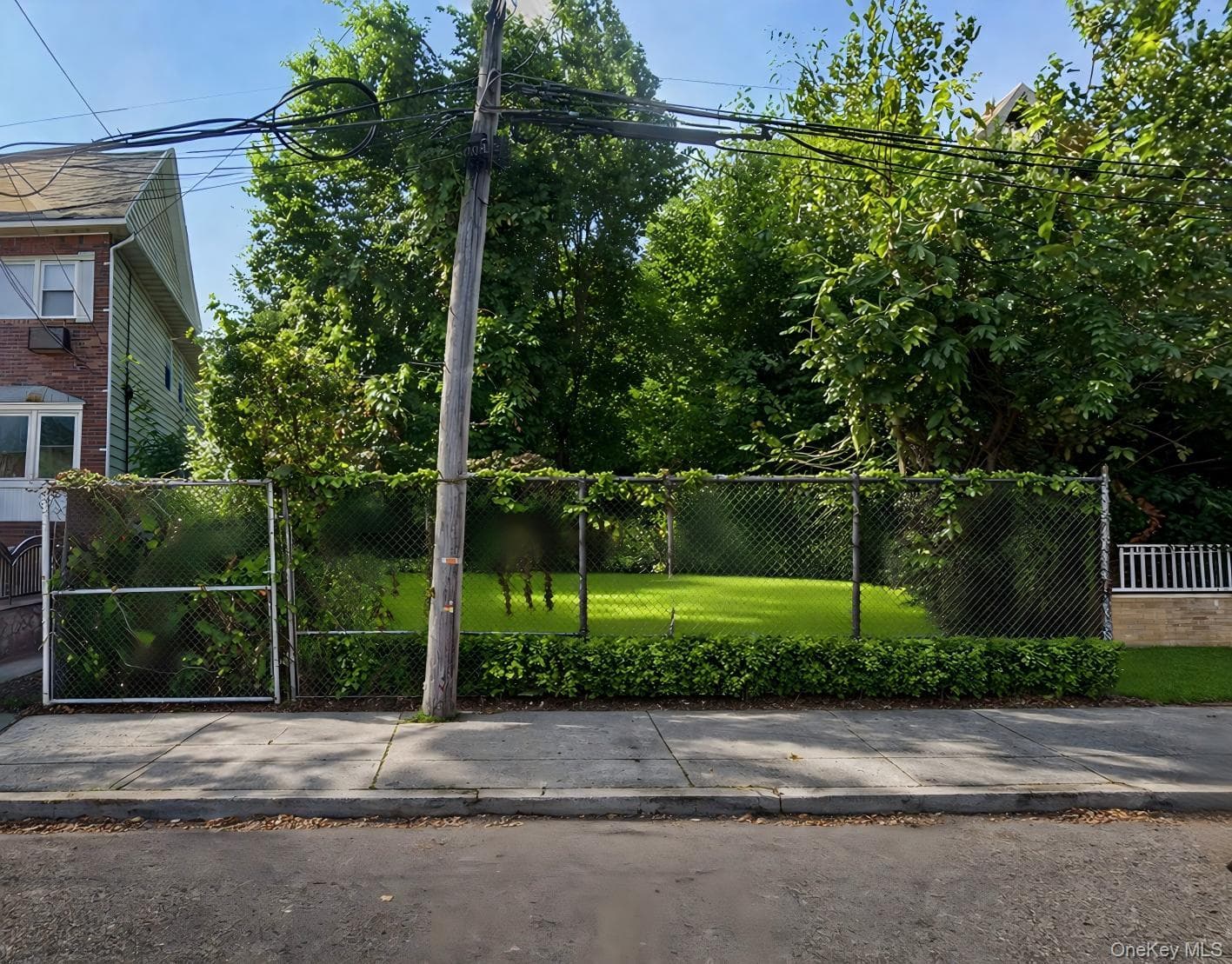 7110 52nd Avenue photo 1
