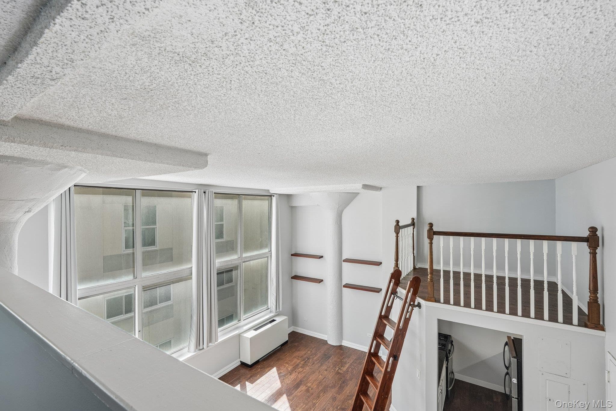 1 Landmark Square Unit: 413 thumbnail 10