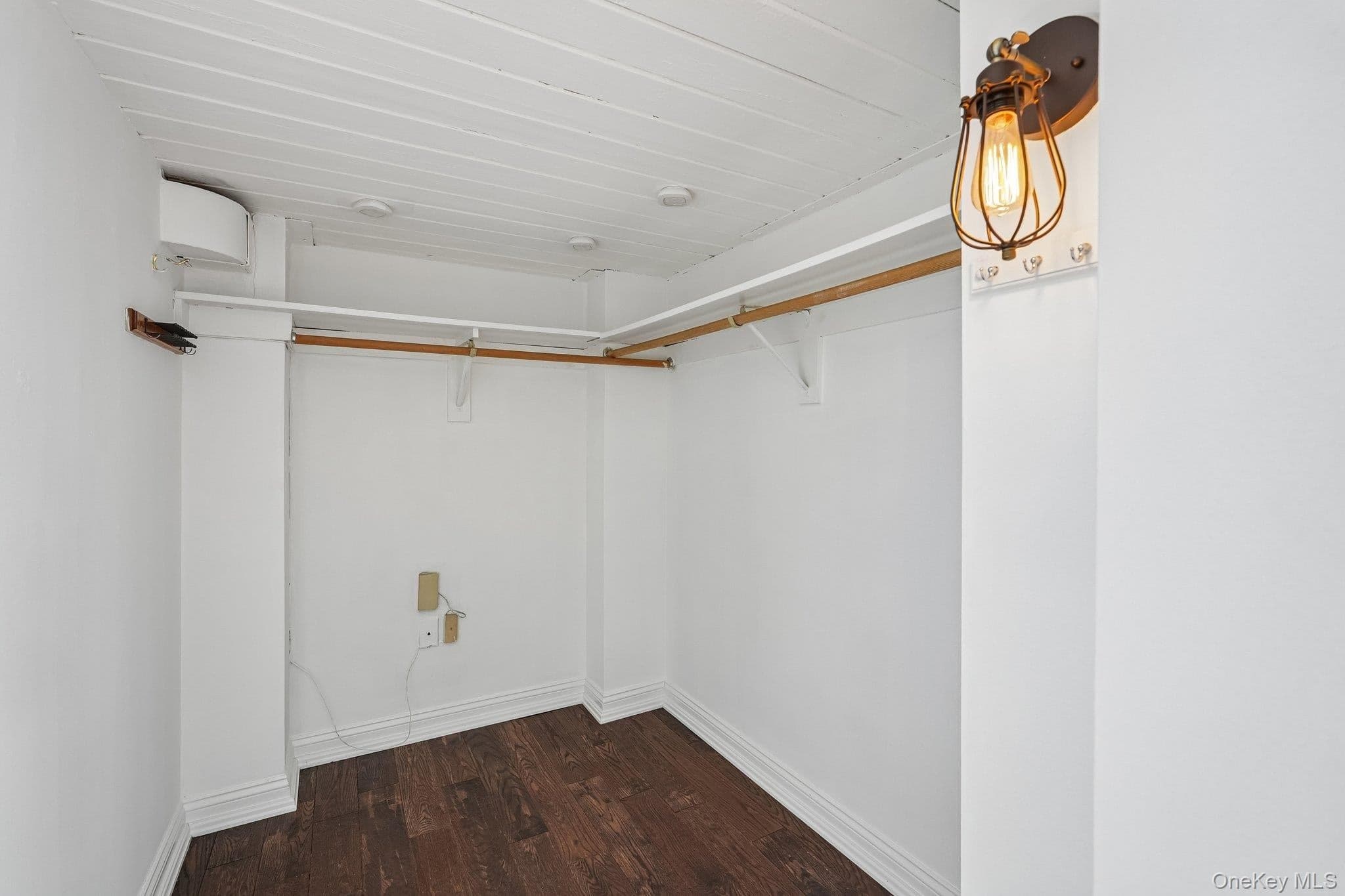 1 Landmark Square Unit: 413 thumbnail 19