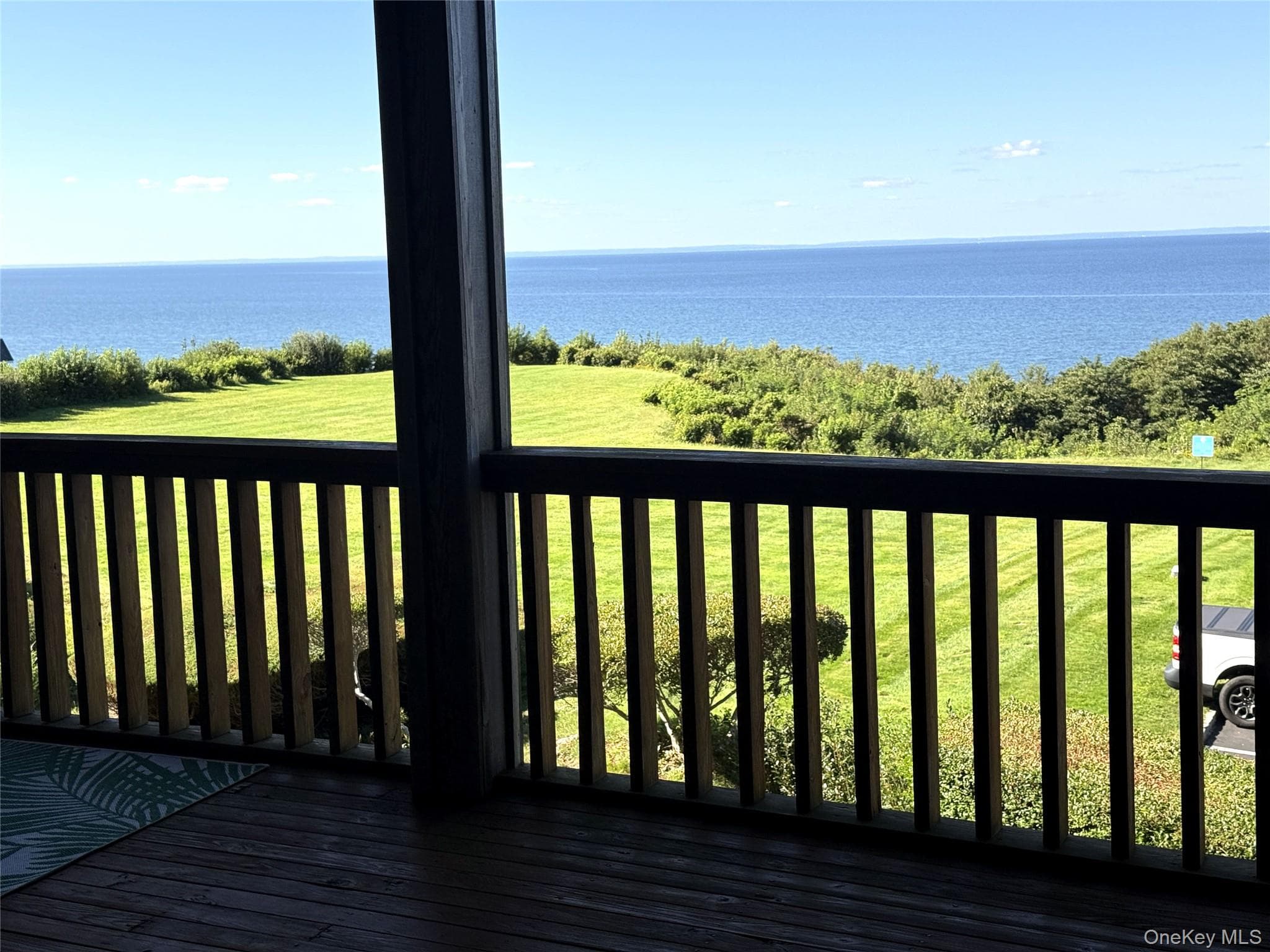605 Fox Hill Drive thumbnail 6