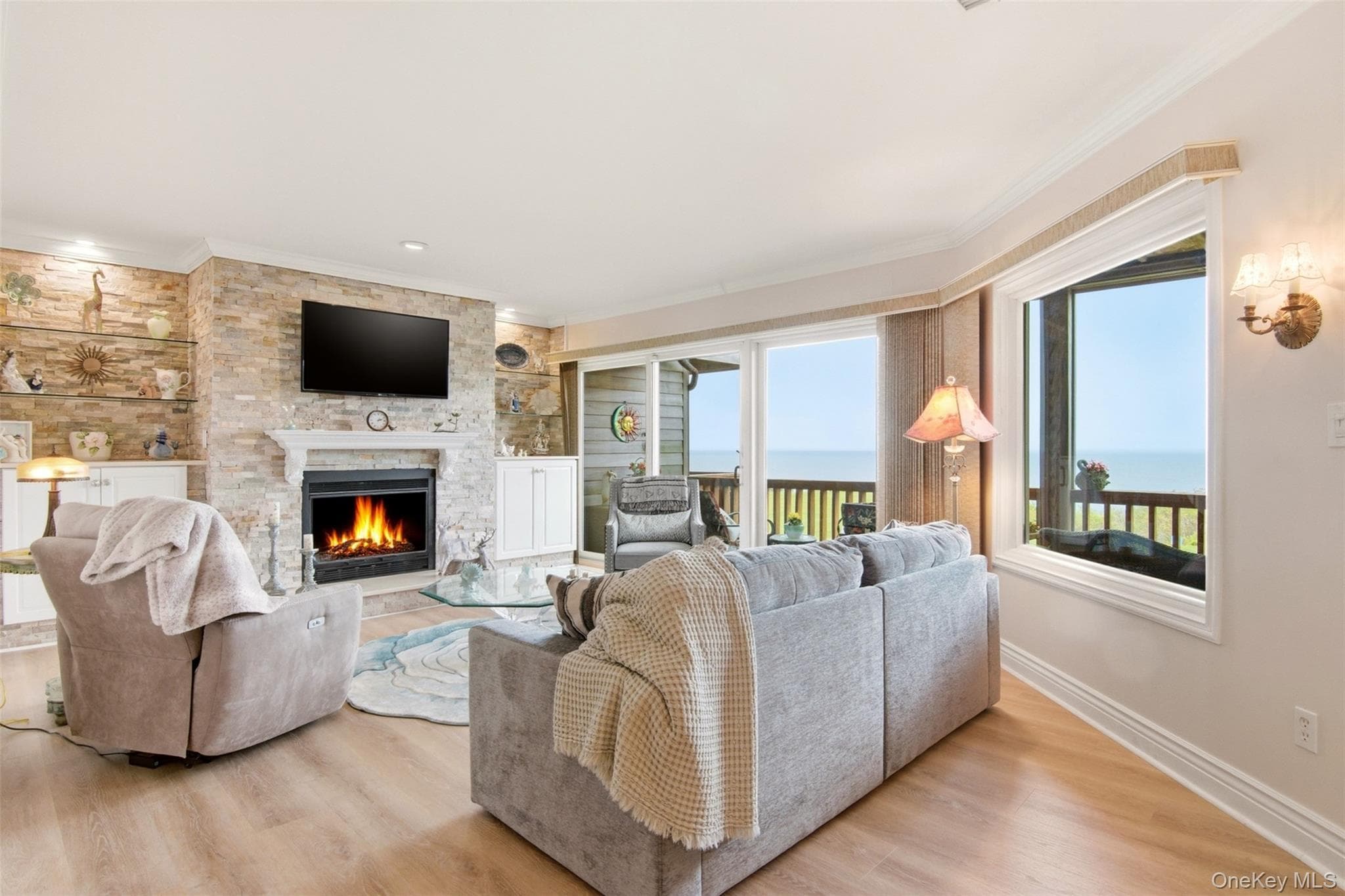 605 Fox Hill Drive thumbnail 8