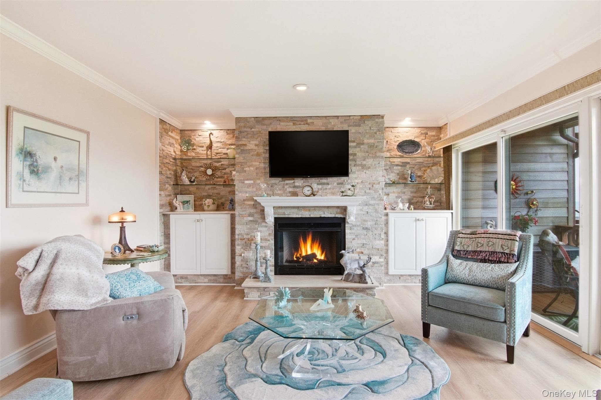 605 Fox Hill Drive thumbnail 17