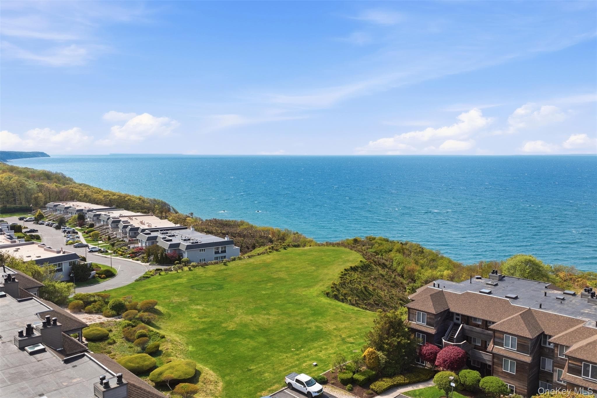 605 Fox Hill Drive thumbnail 33