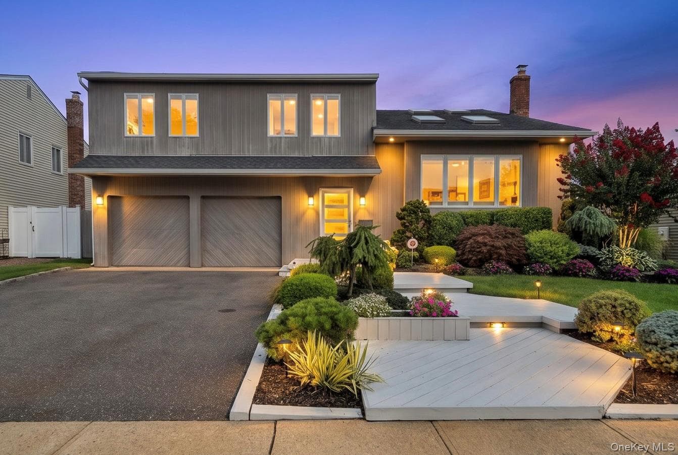 3087 Lydia Lane, Bellmore