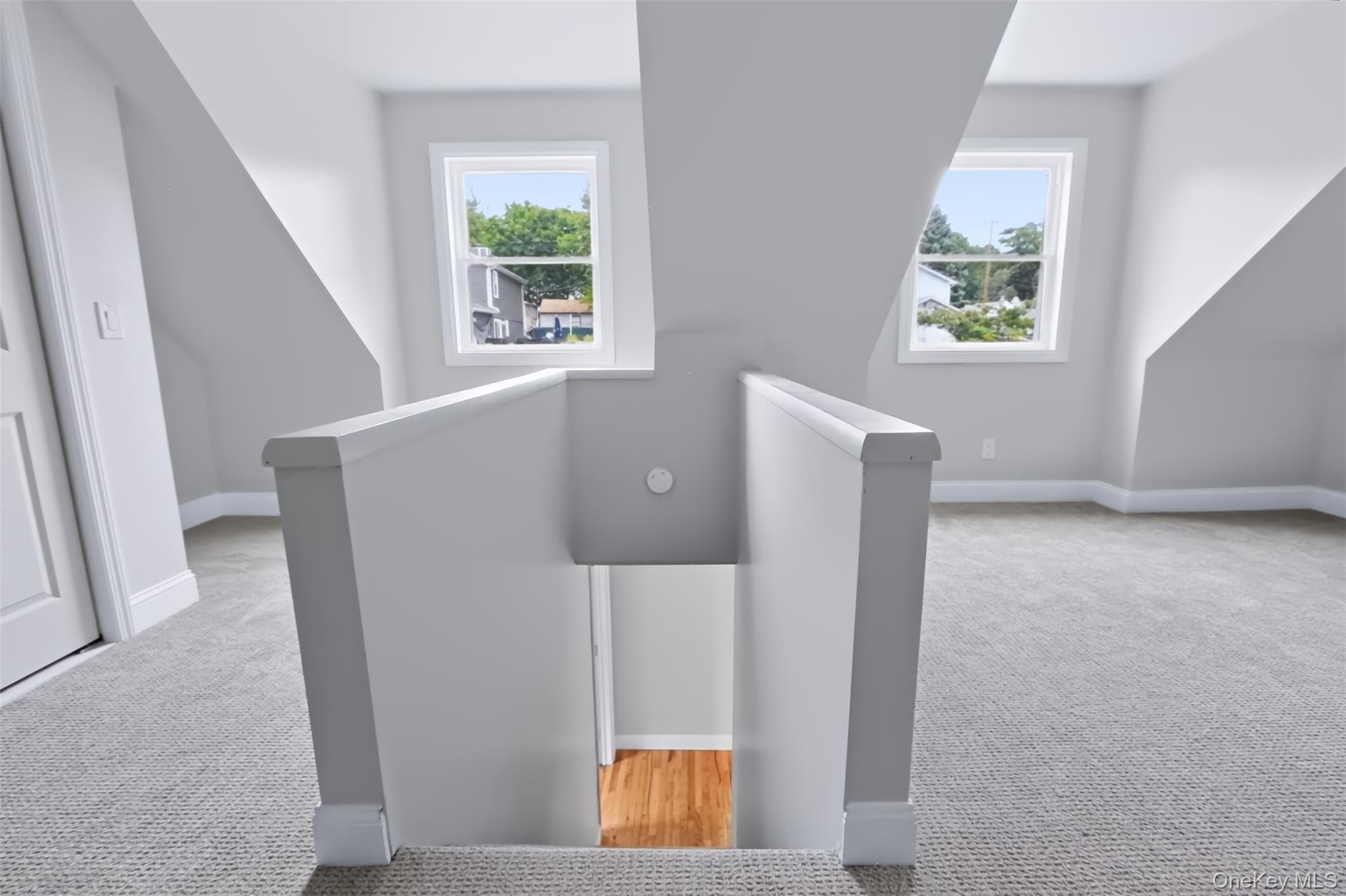 105 White Street thumbnail 25