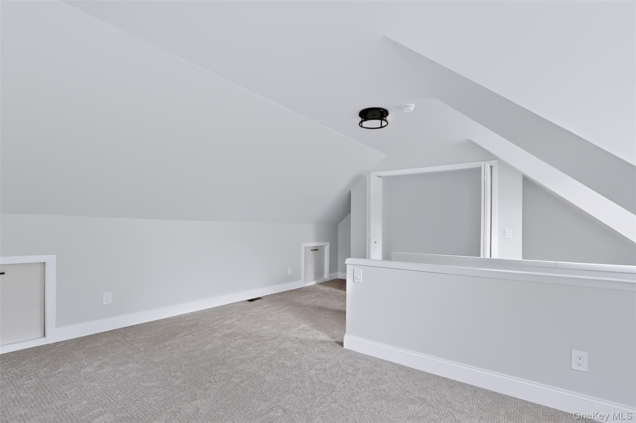 105 White Street thumbnail 23