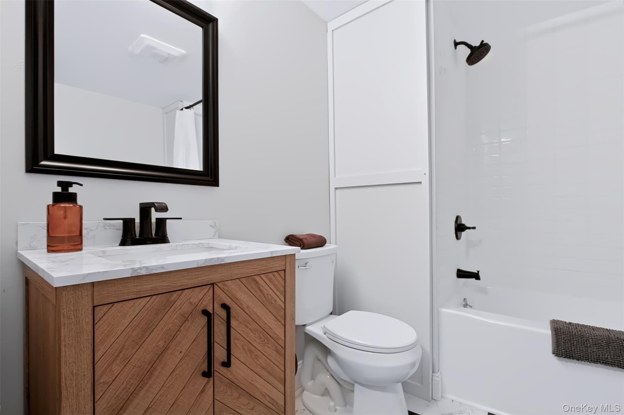 105 White Street thumbnail 29