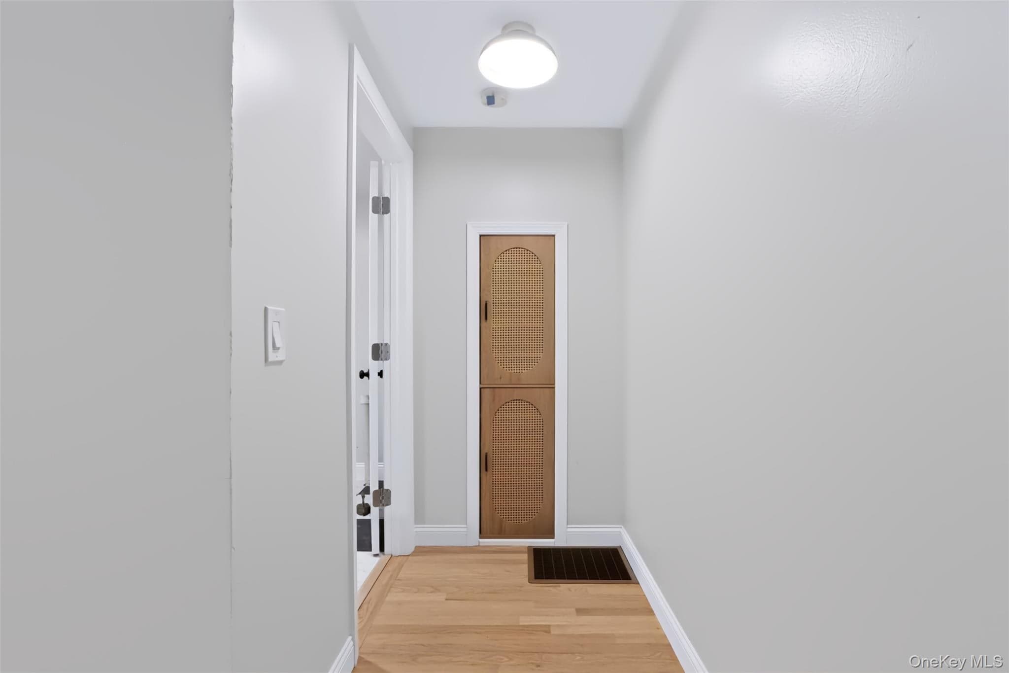105 White Street thumbnail 26