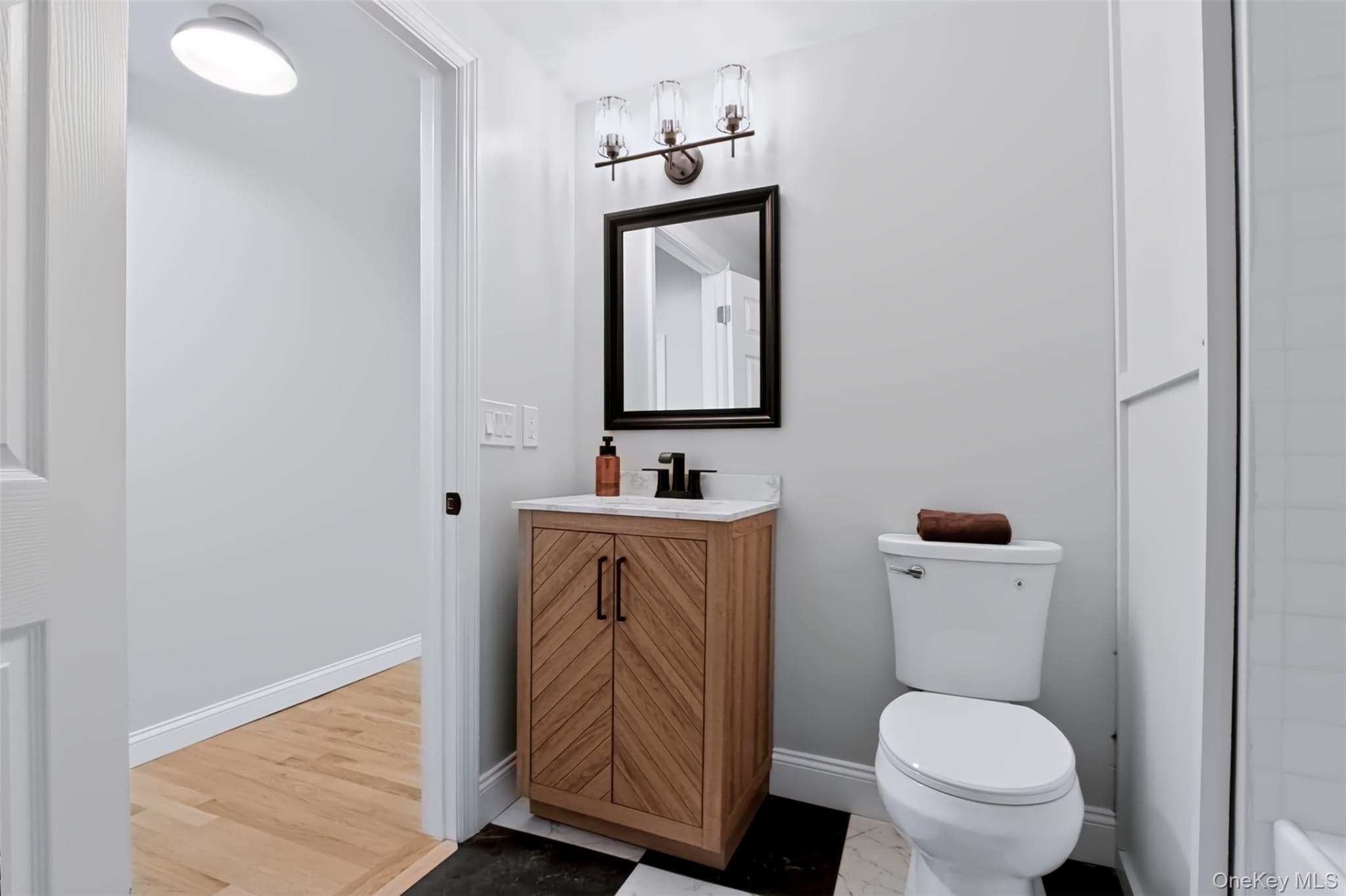 105 White Street thumbnail 27