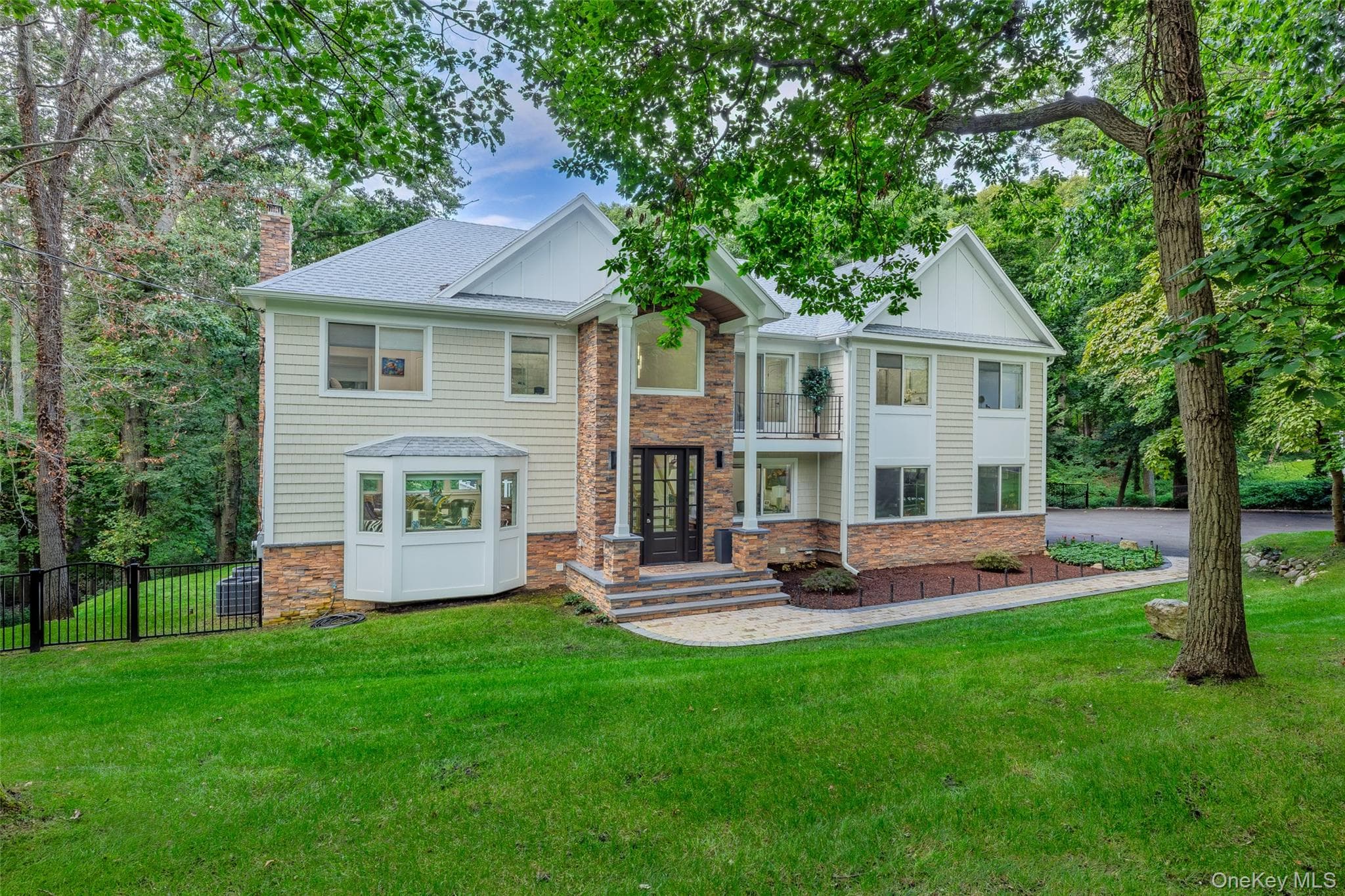 5 Buena Vista Road, Port Jefferson