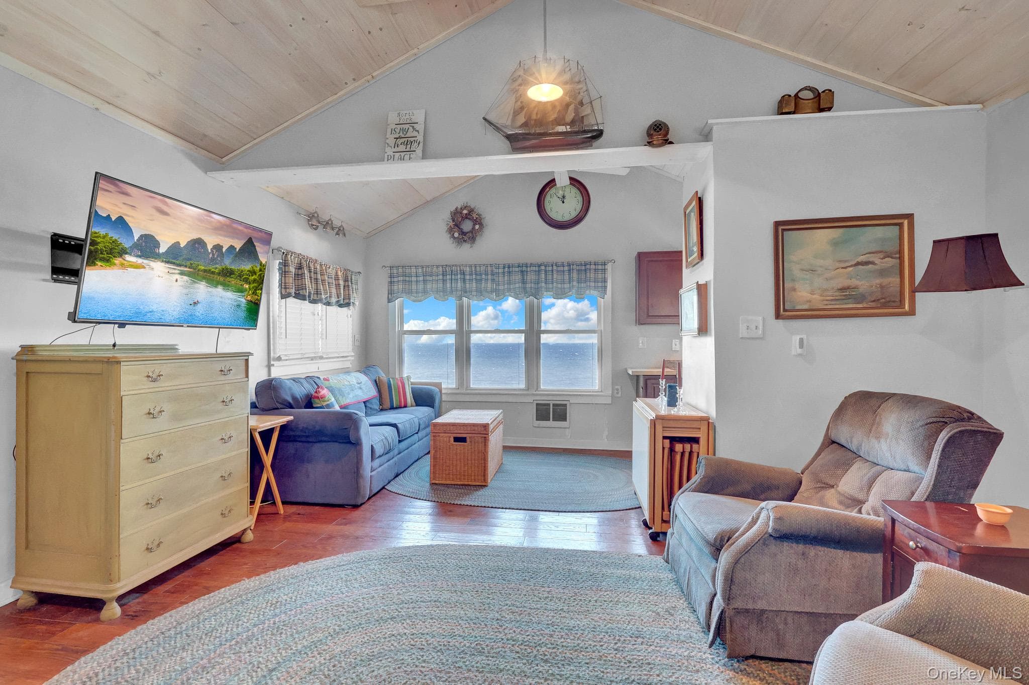 36 Beach Hill Drive thumbnail 14