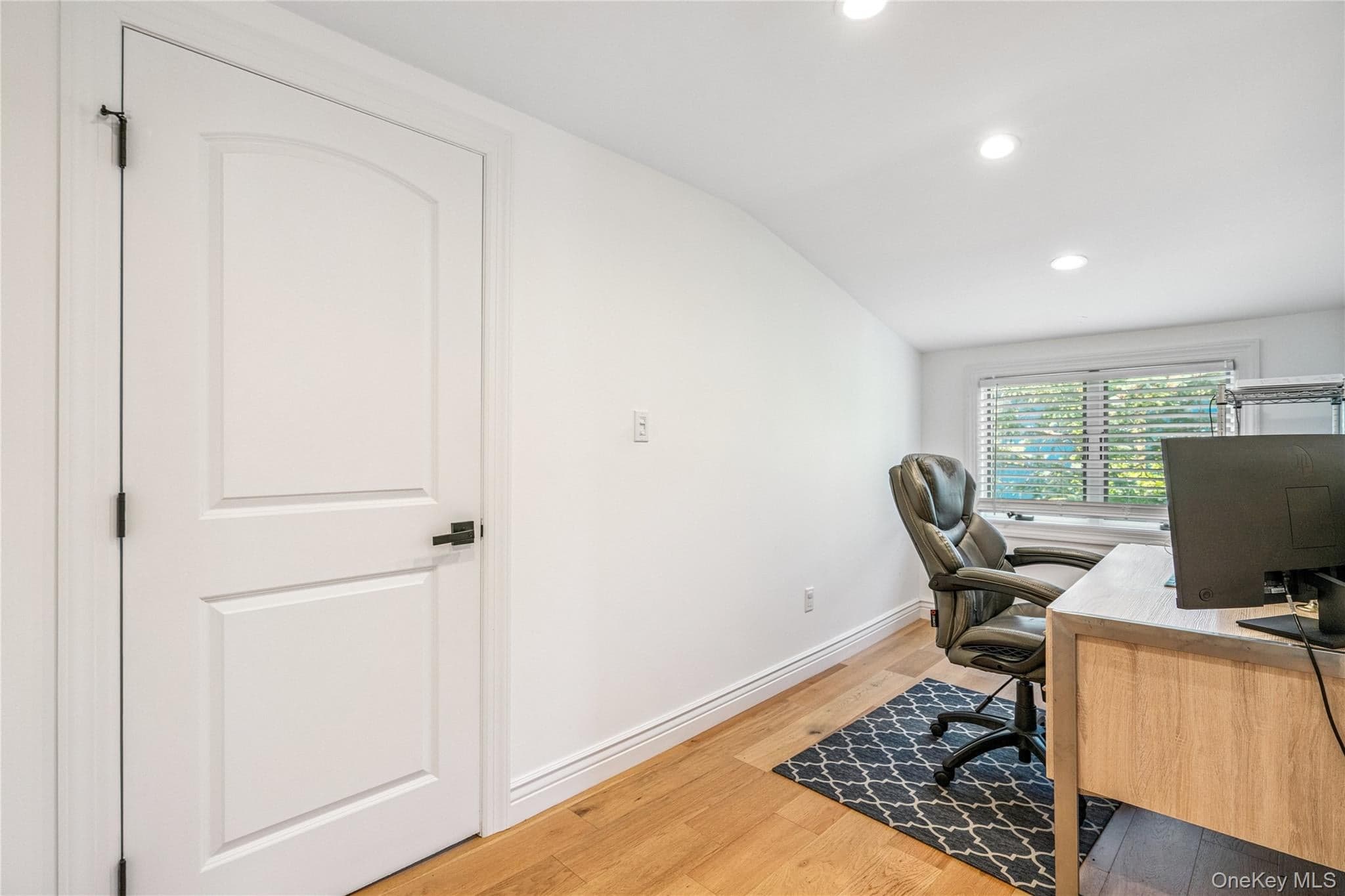 55 Cleveland Street thumbnail 27