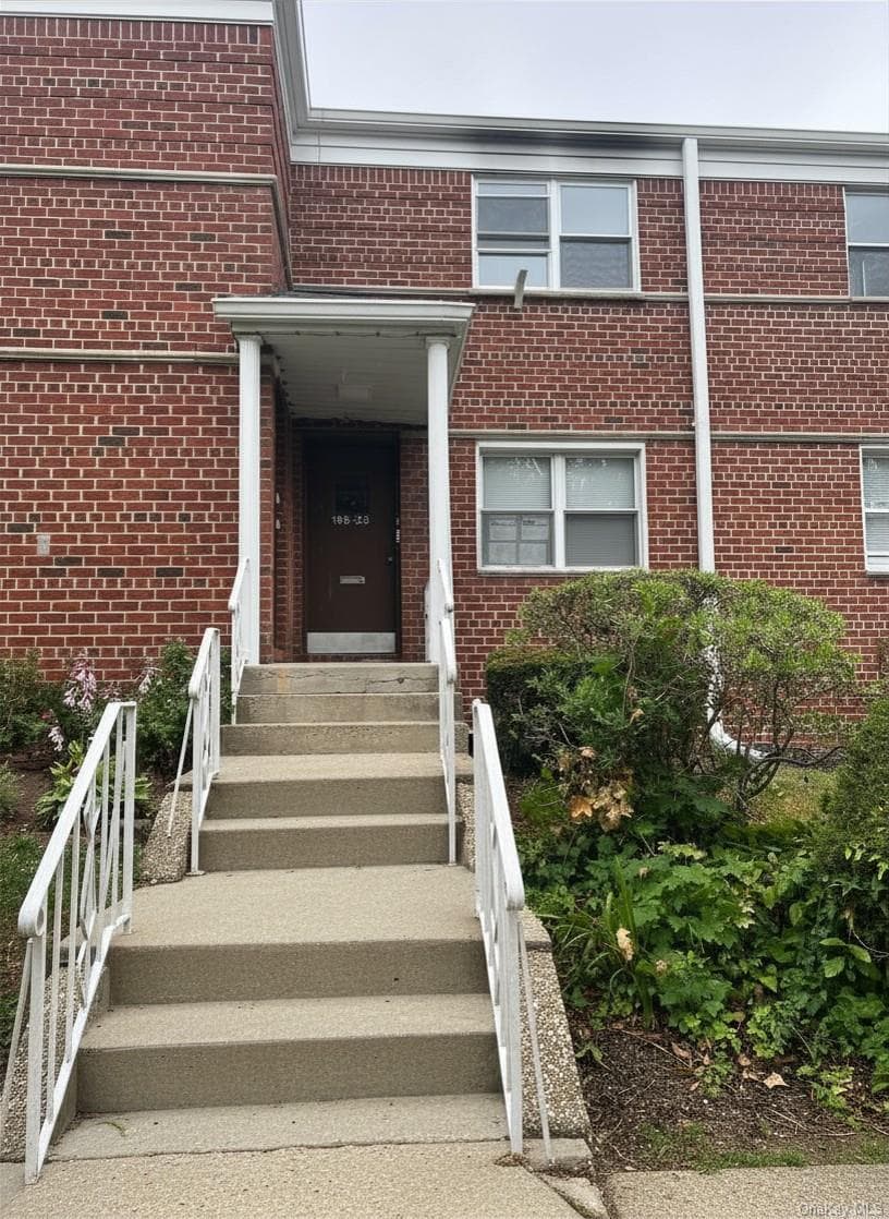 196-23 Dunton Avenue Unit: 2B, Holliswood