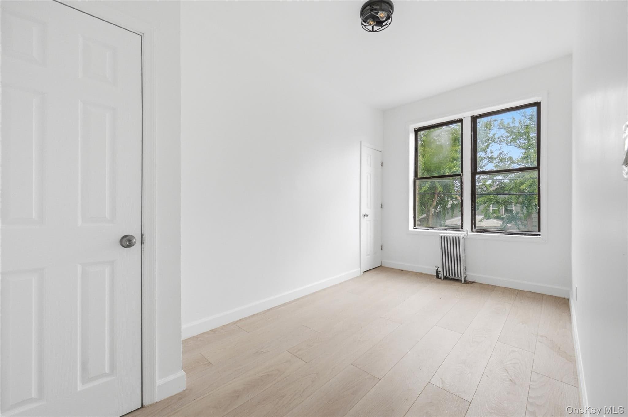 121-19 Sutphin Boulevard thumbnail 12