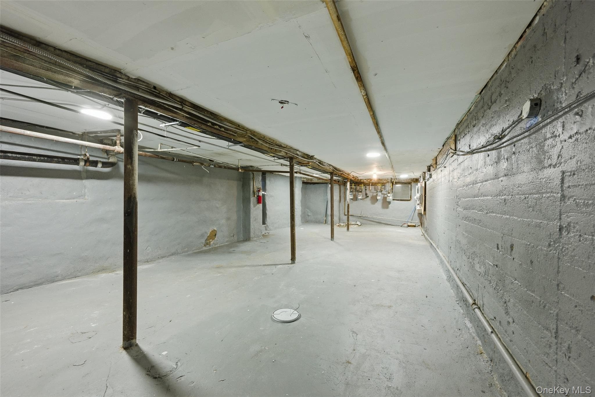 121-19 Sutphin Boulevard thumbnail 36