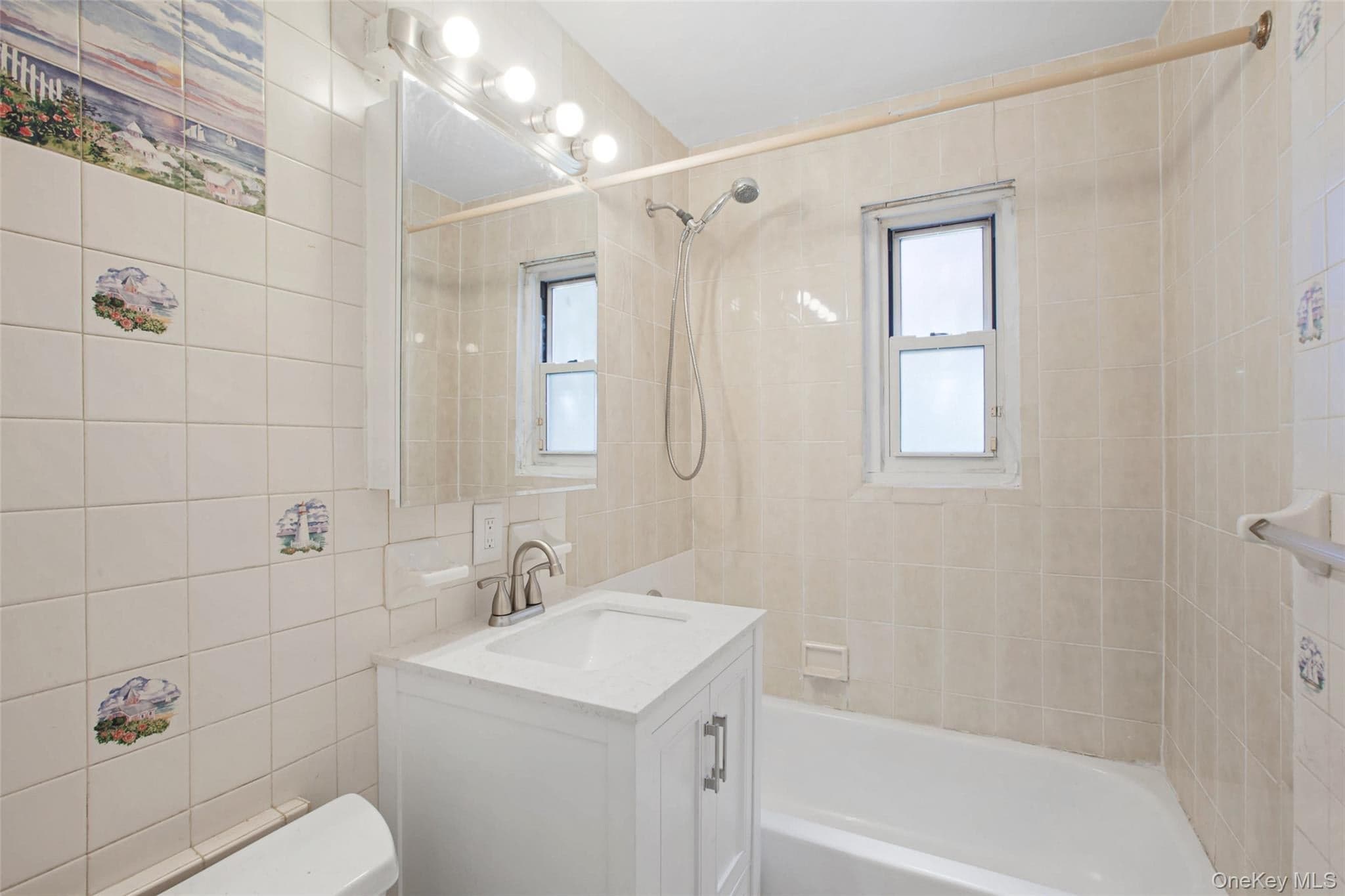 196-35 Dunton Ave Hollis Ave Unit: 1 thumbnail 4