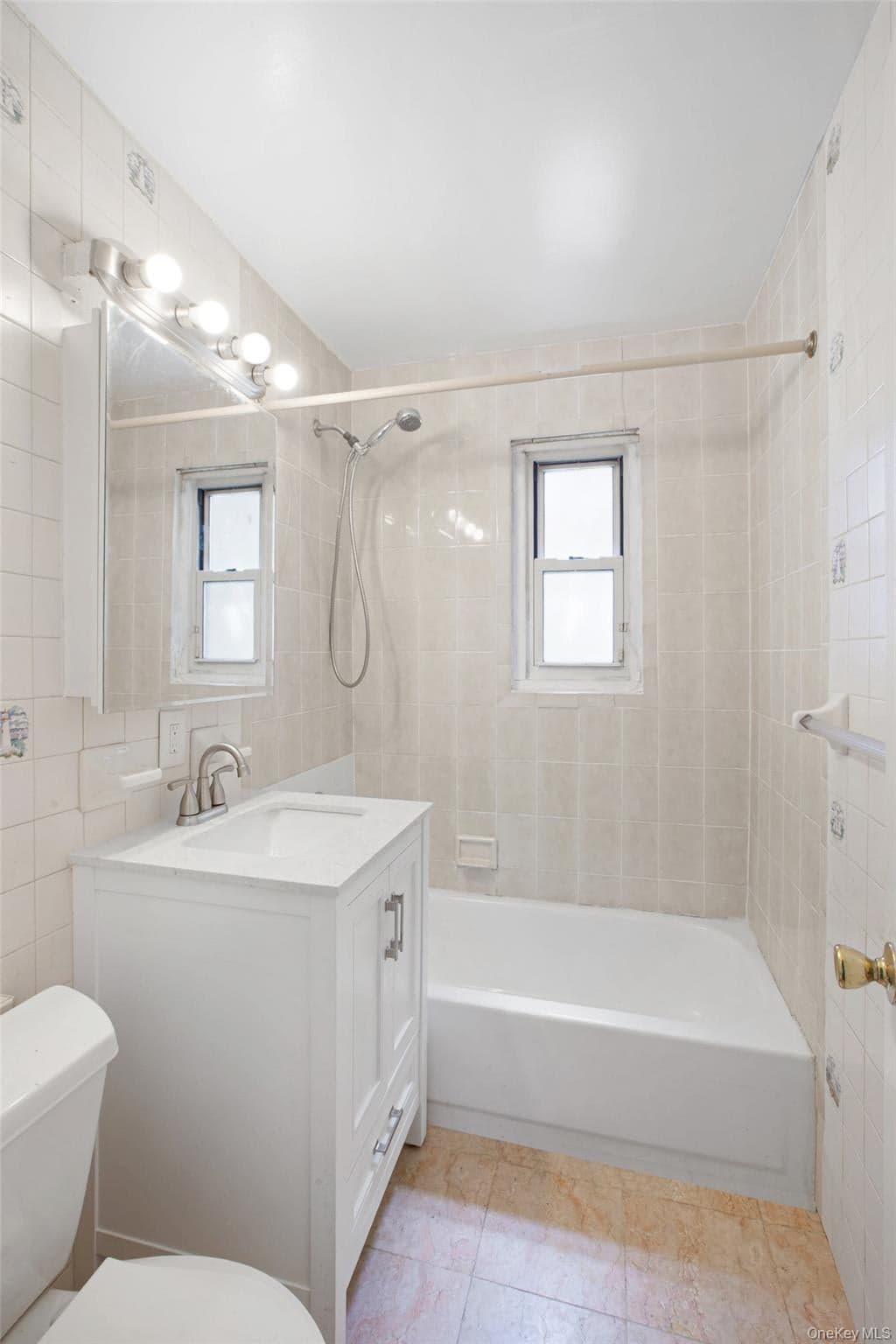 196-35 Dunton Ave Hollis Ave Unit: 1 thumbnail 8