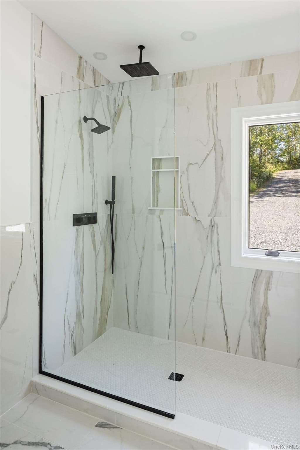 98 Scannell Road thumbnail 11