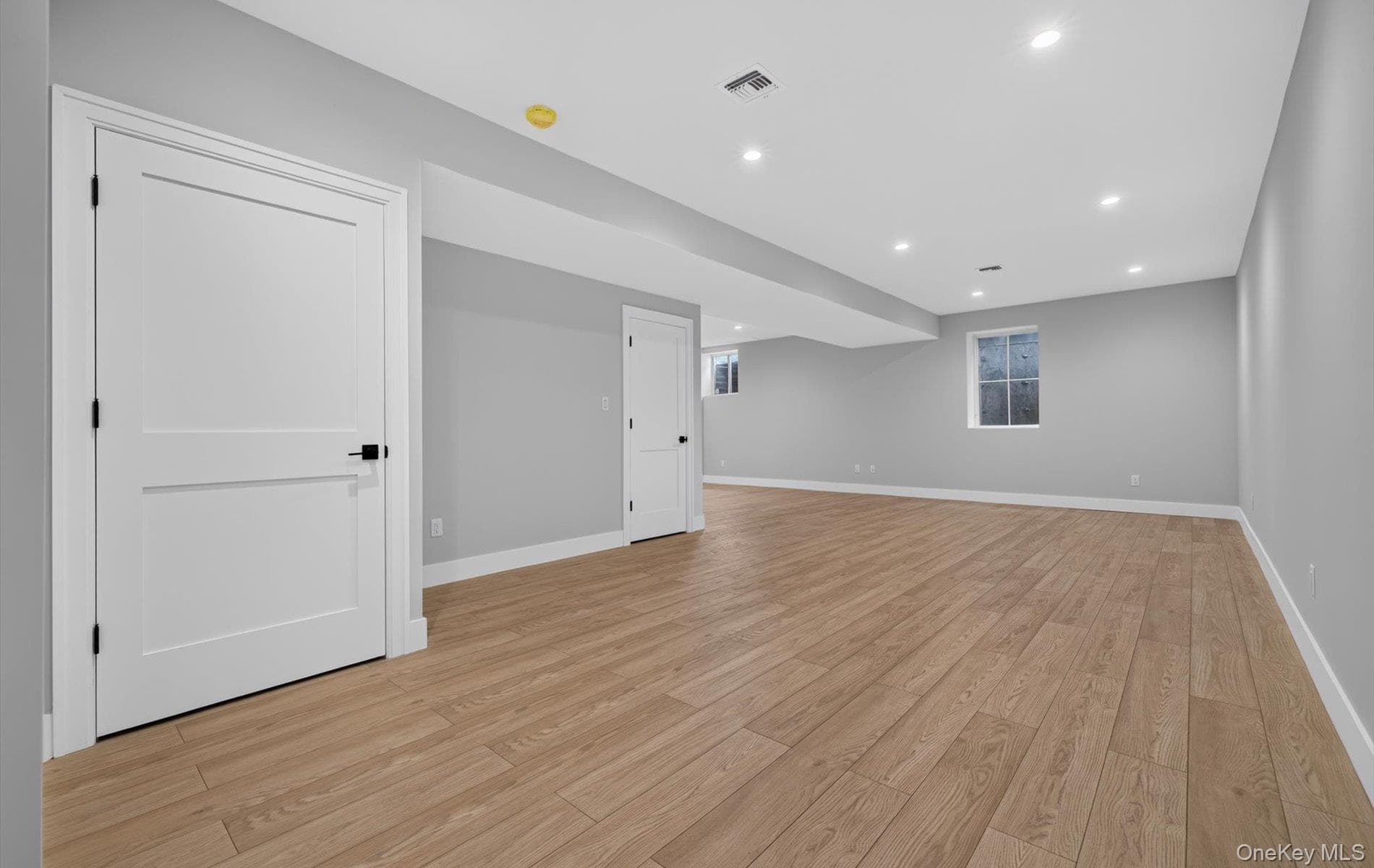 170 San Juan Avenue thumbnail 36
