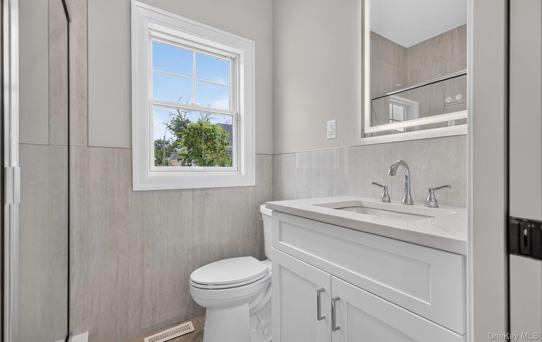 170 San Juan Avenue thumbnail 16