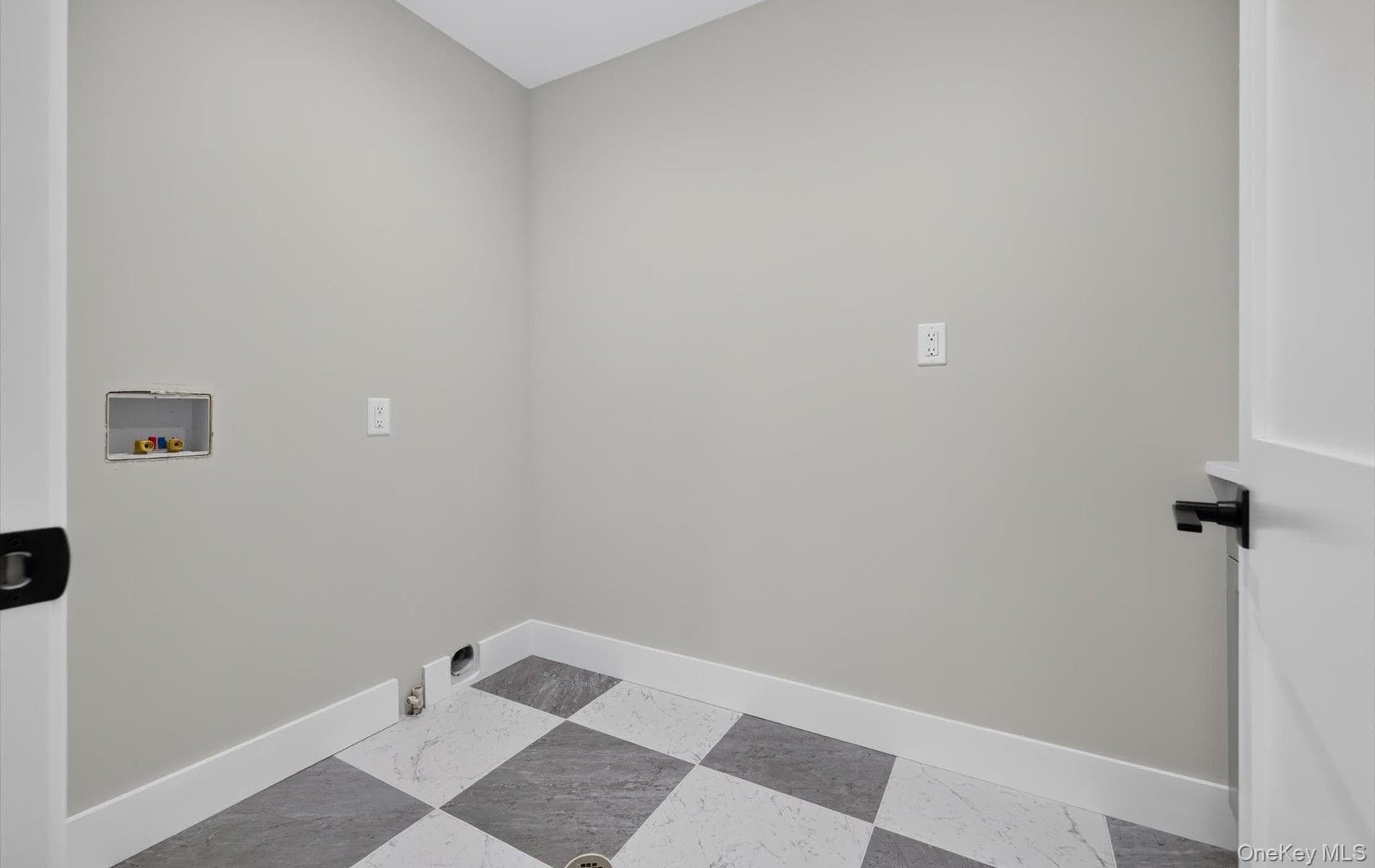 170 San Juan Avenue thumbnail 26