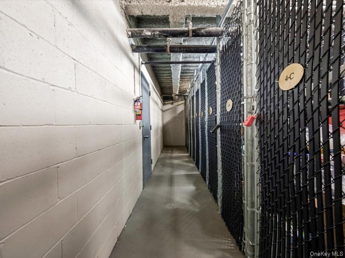 2519 35th Street Unit: 4C thumbnail 19