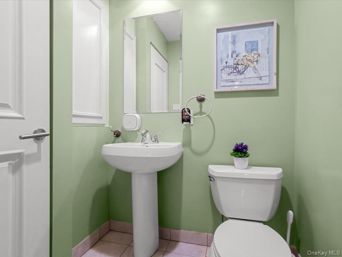 2519 35th Street Unit: 4C thumbnail 14