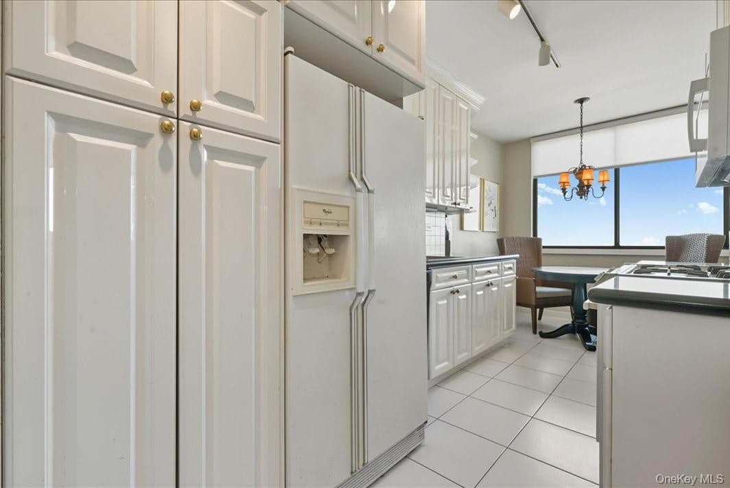 26910 Grand Central Parkway Unit: 31N thumbnail 12