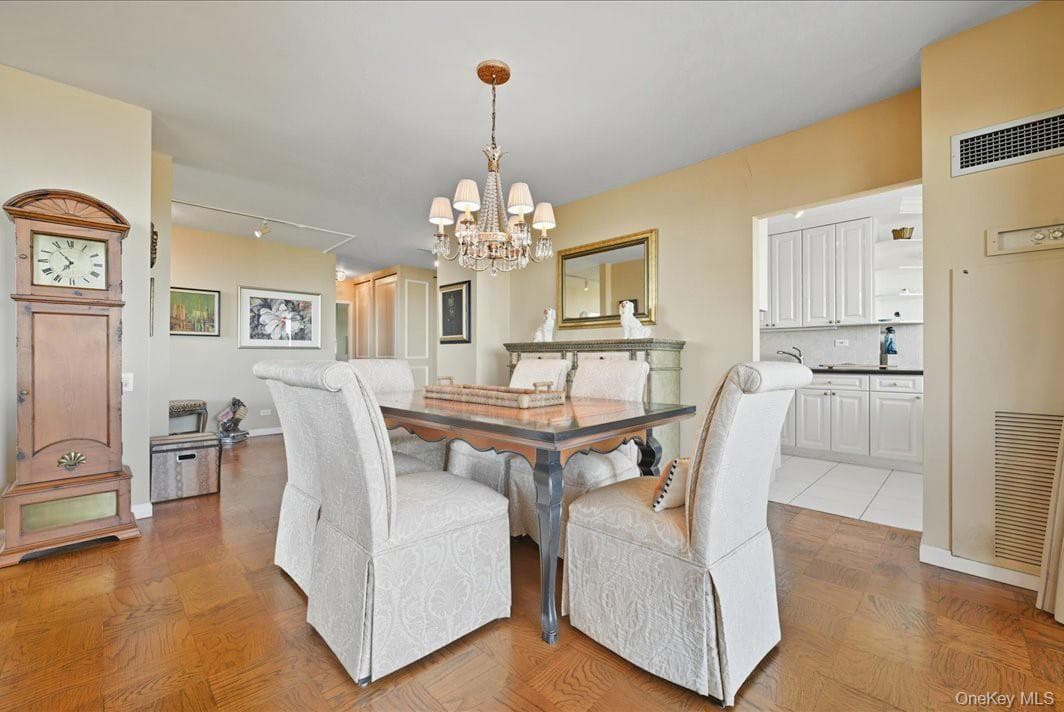 26910 Grand Central Parkway Unit: 31N thumbnail 10
