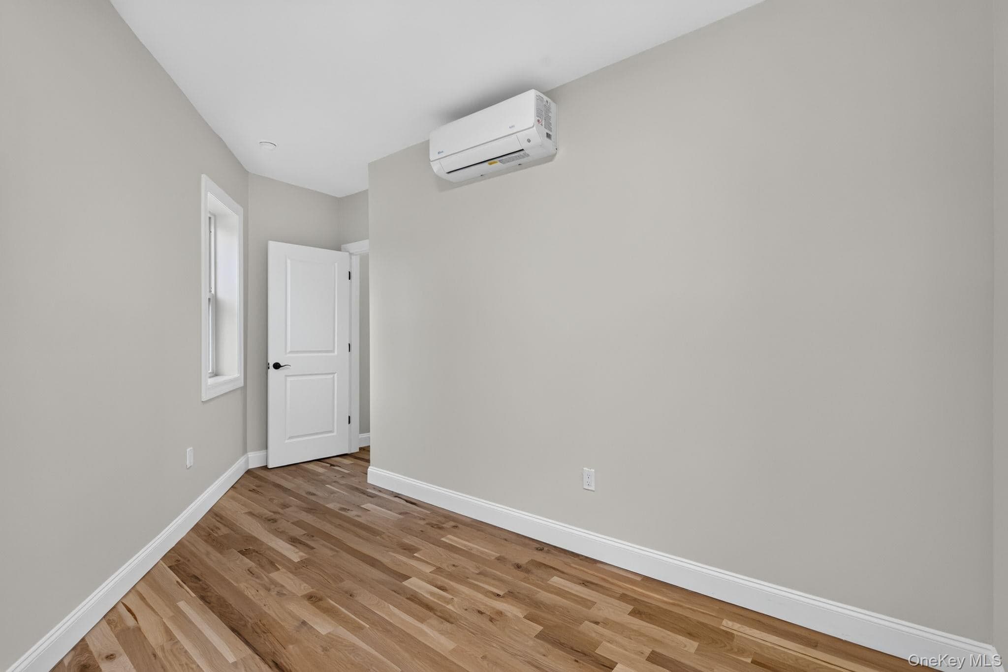 210 N Miller Street thumbnail 41
