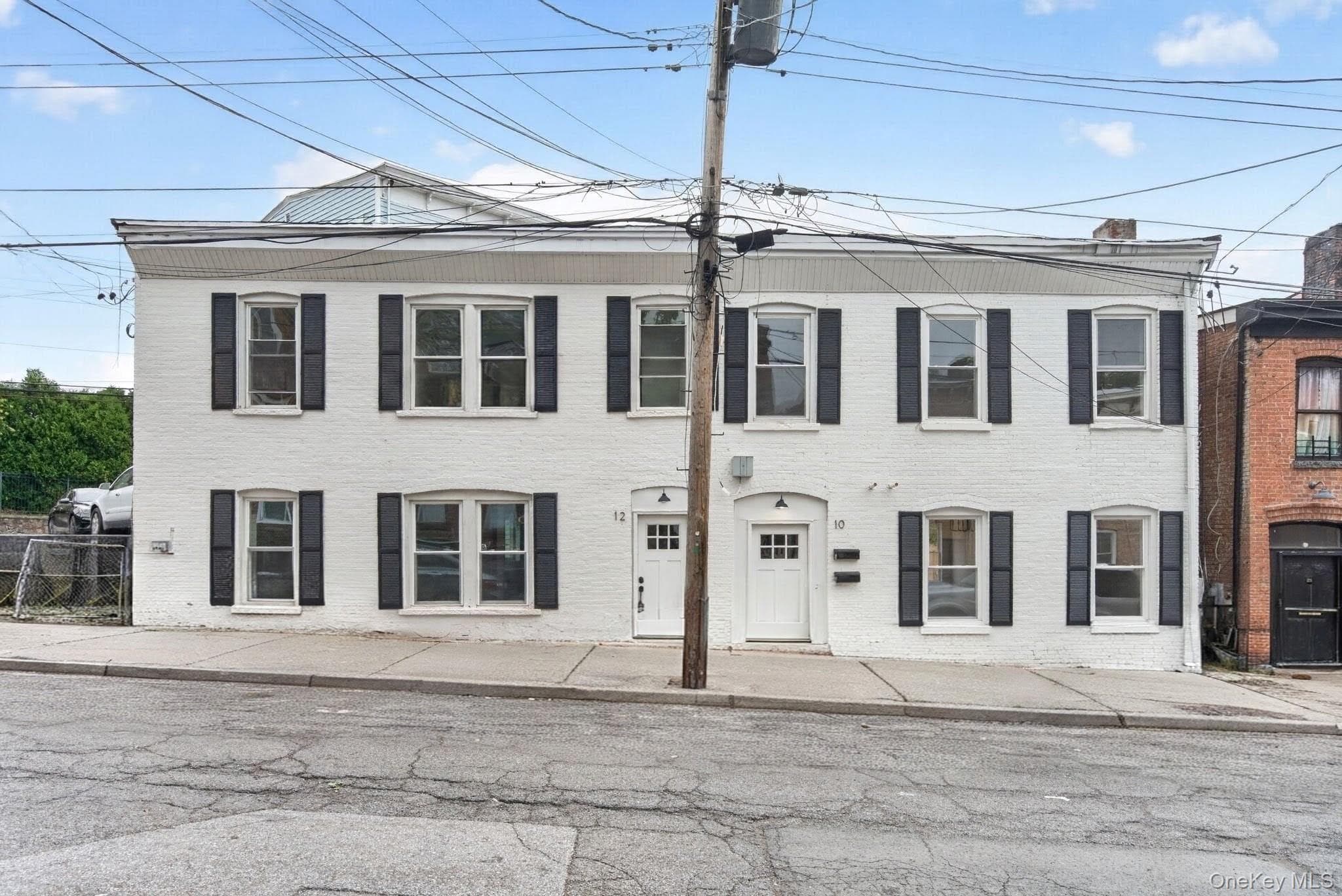 210 N Miller Street, Newburgh