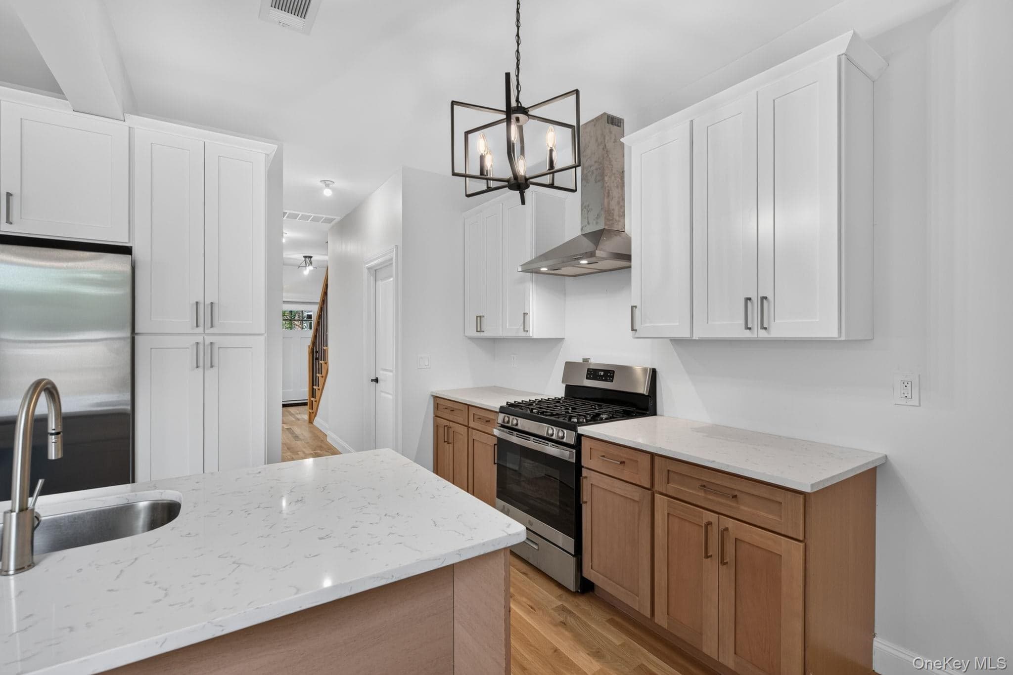 210 N Miller Street thumbnail 13