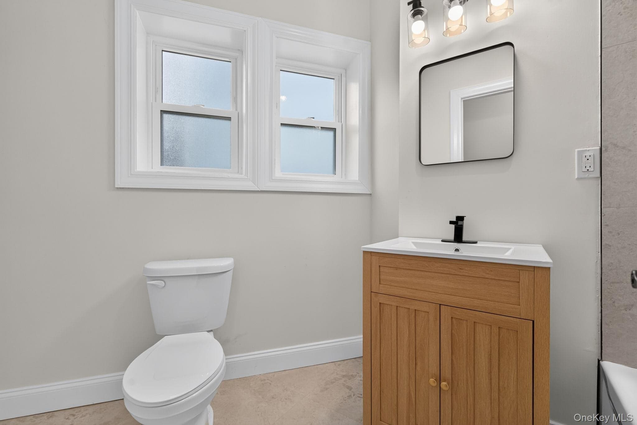 210 N Miller Street thumbnail 48