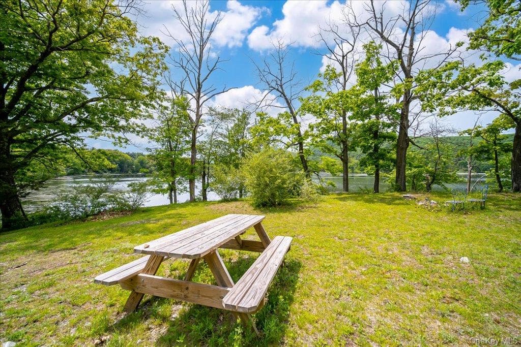 71 Lake Shore Road thumbnail 6