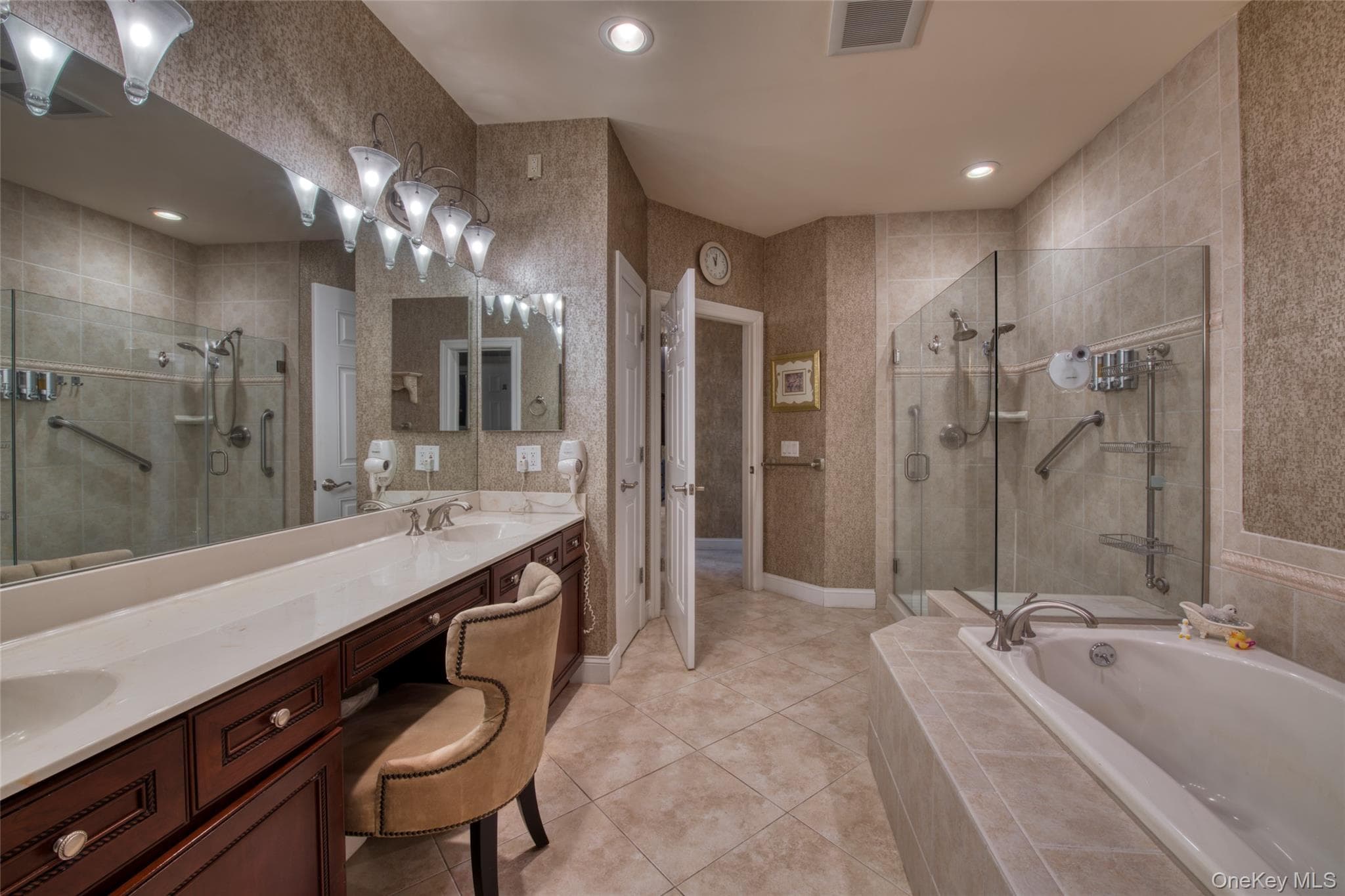 63 Encore Boulevard thumbnail 10