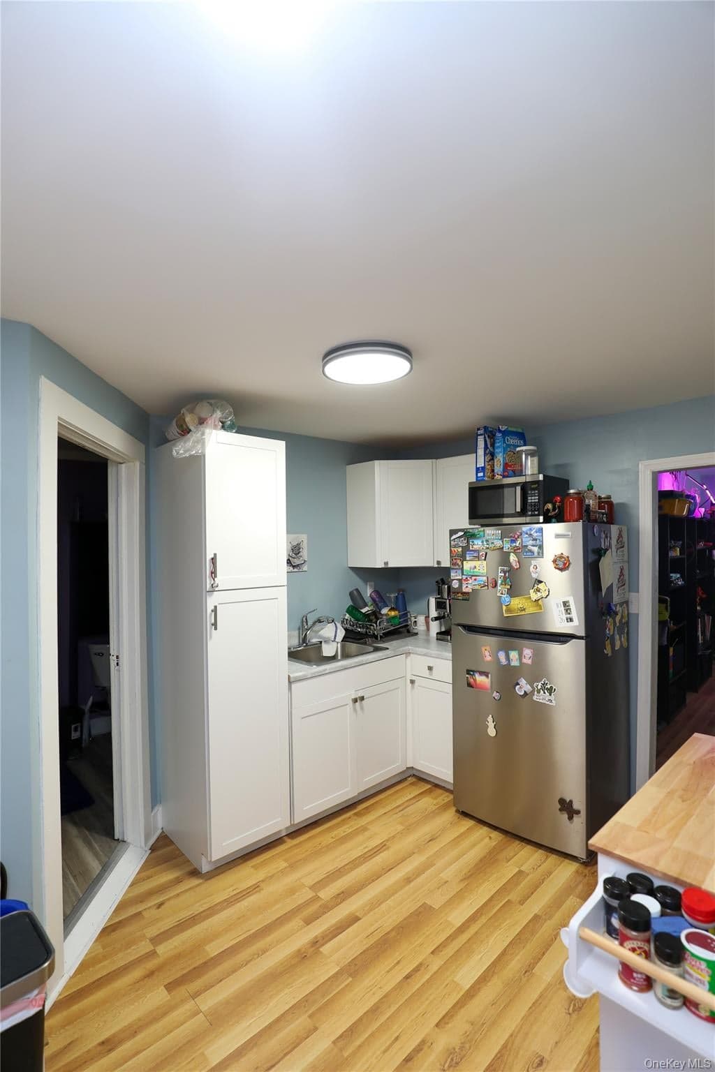 100 Foxhall Avenue thumbnail 9