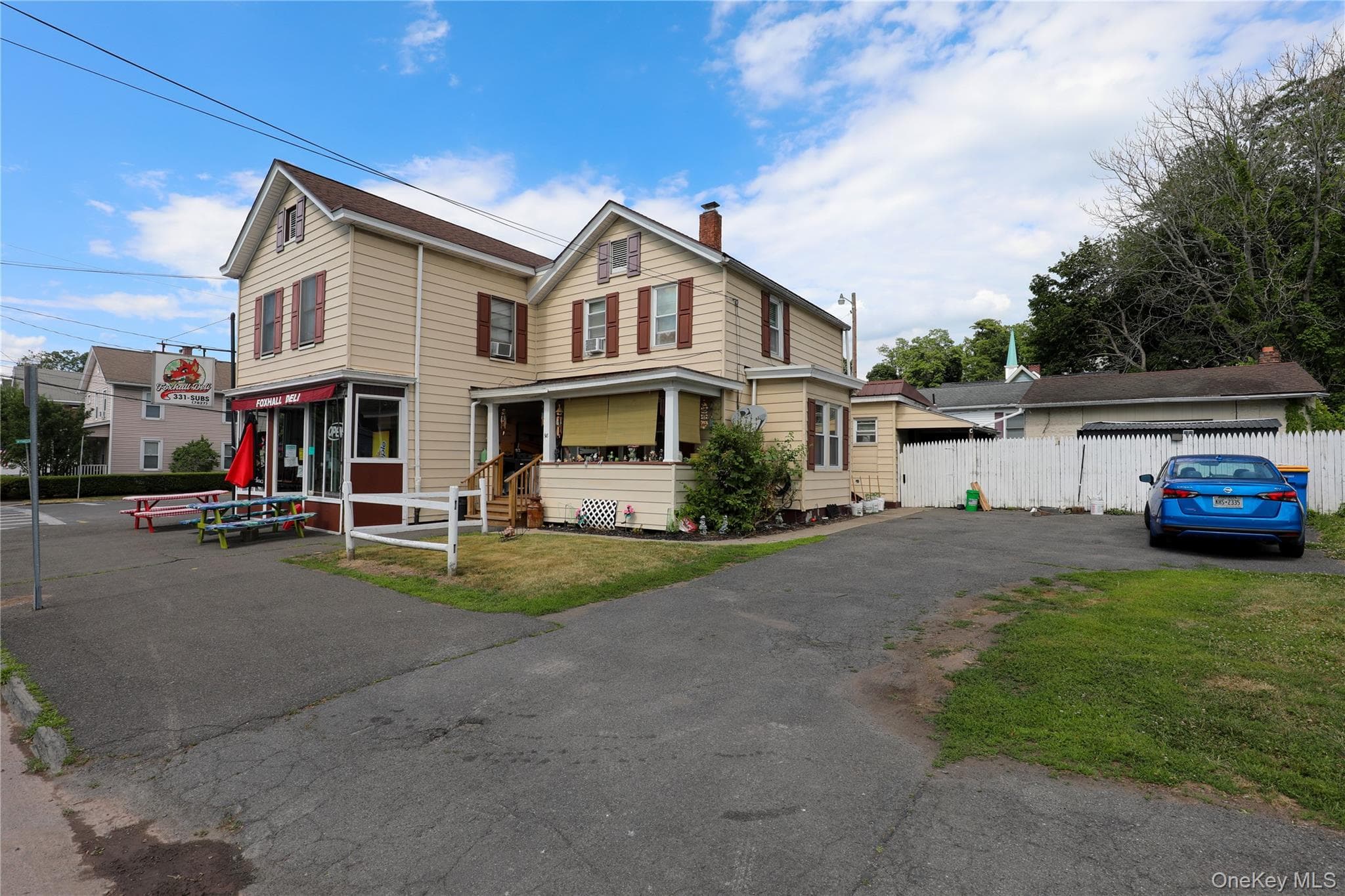 100 Foxhall Avenue thumbnail 12